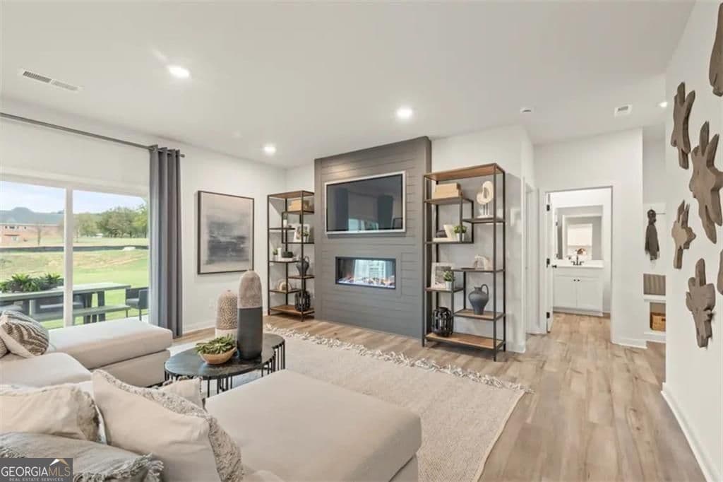 5 bedroom, 4 bathroom, 3,403 sq ft single family residence for sale at 408 Province Court, Canton, GA 30115 — photo 10