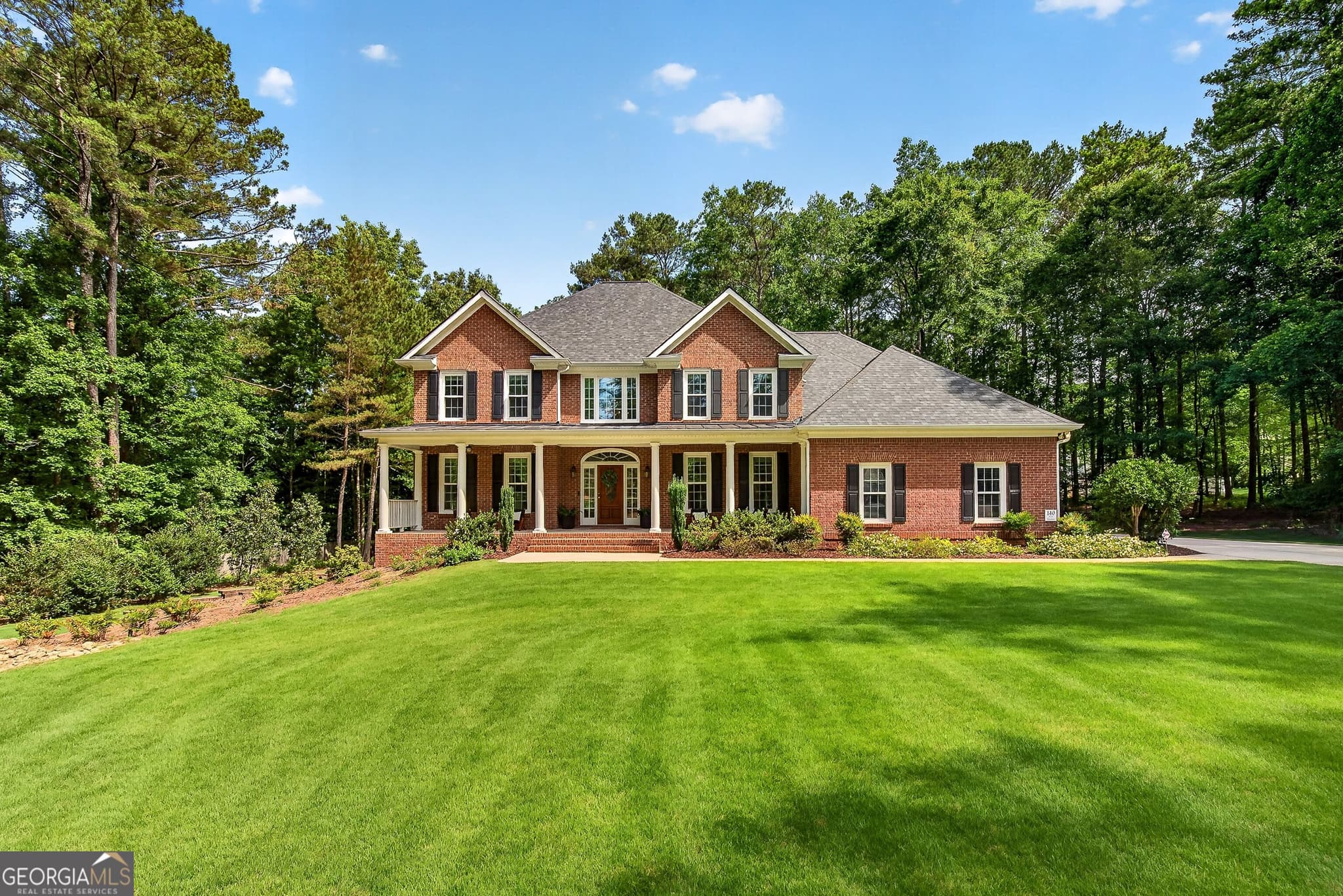 5 bedroom, 4.5 bathroom, 4,454 sq ft single family residence sold at 140 Tall Timber Court, Fayetteville, GA 30215