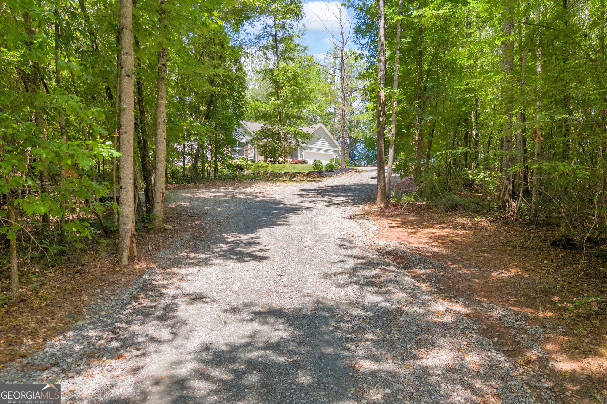 3 bedroom, 2 bathroom, 1,646 sq ft single family residence for sale at 918 Sims Bridge Road, Commerce, GA 30530 — photo 6