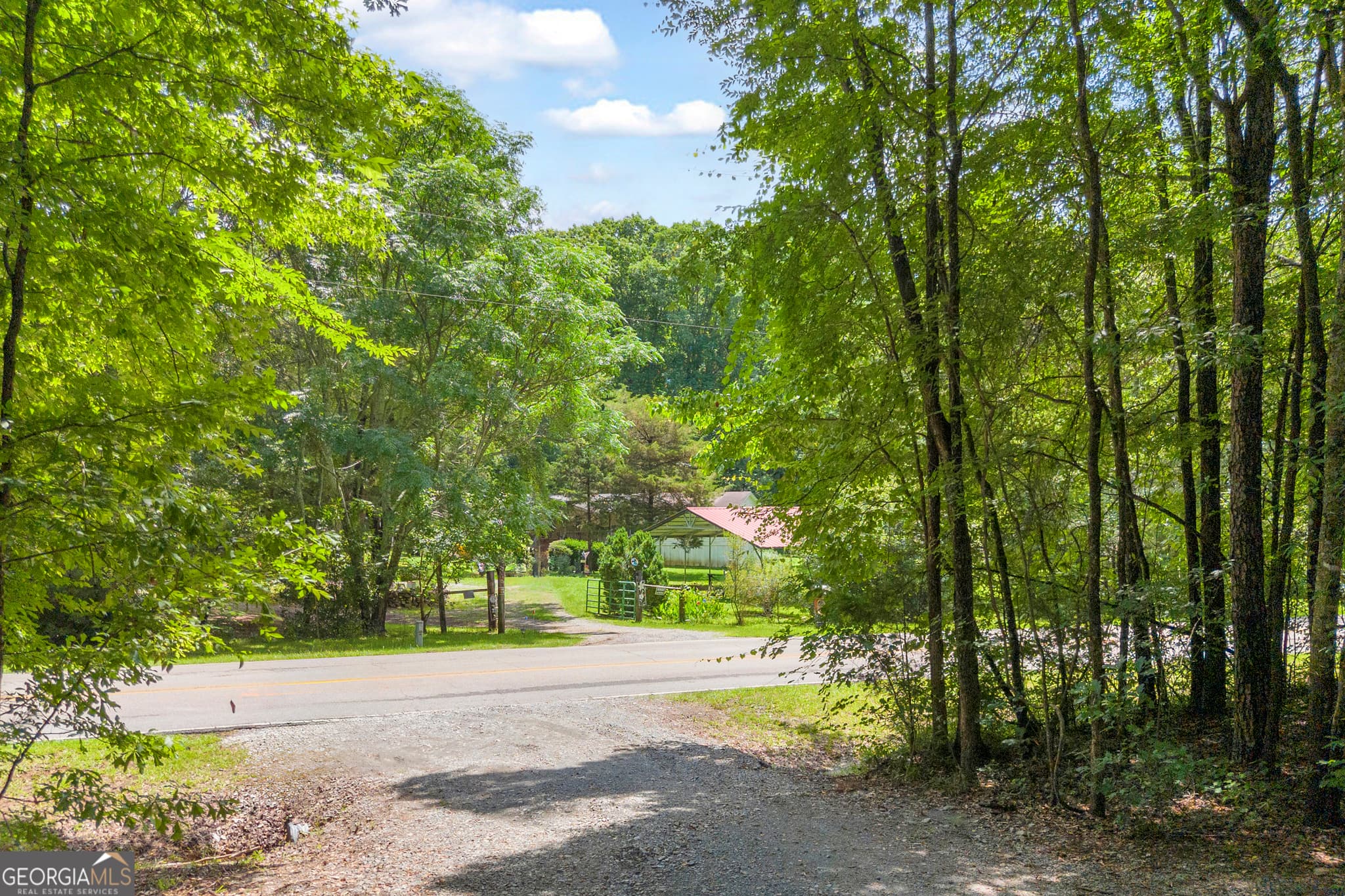 3 bedroom, 2 bathroom, 1,646 sq ft single family residence for sale at 918 Sims Bridge Road, Commerce, GA 30530 — photo 5
