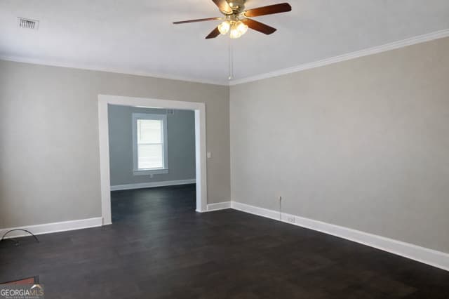 3 bedroom, 1.5 bathroom, 2,192 sq ft single family residence for sale at 405 S Leroy Street, Metter, GA 30439 — photo 3