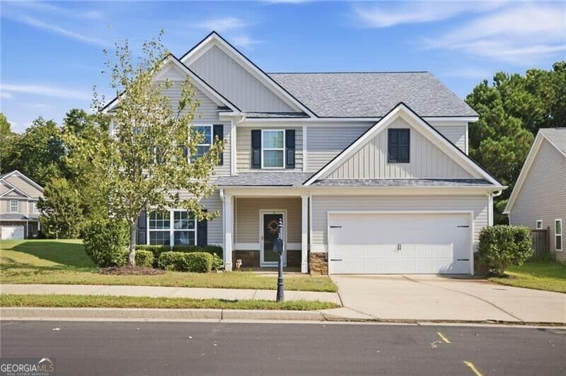6 bedroom, 3.5 bathroom, 3,372 sq ft single family residence for sale at 603 Stonehurst Lane, Canton, GA 30114