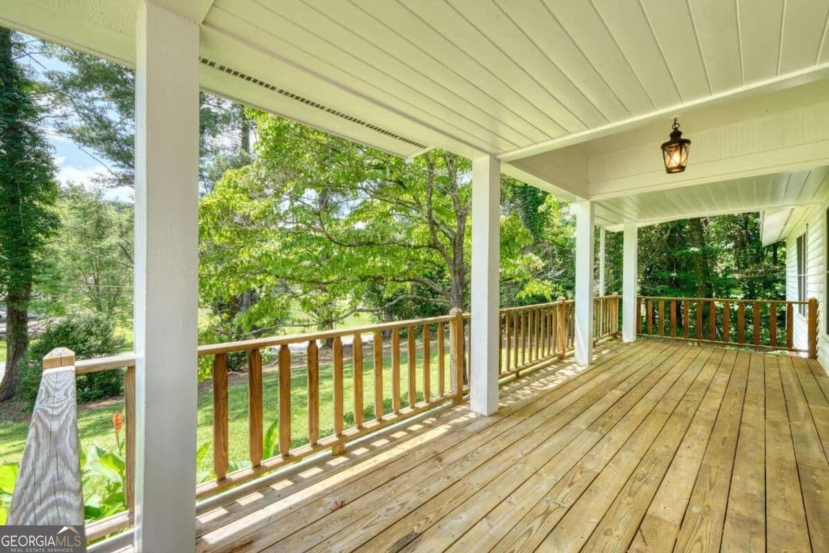 5 bedroom, 3.5 bathroom, 1,670 sq ft single family residence for sale at 94 Madola Road, Epworth, GA 30541 — photo 10
