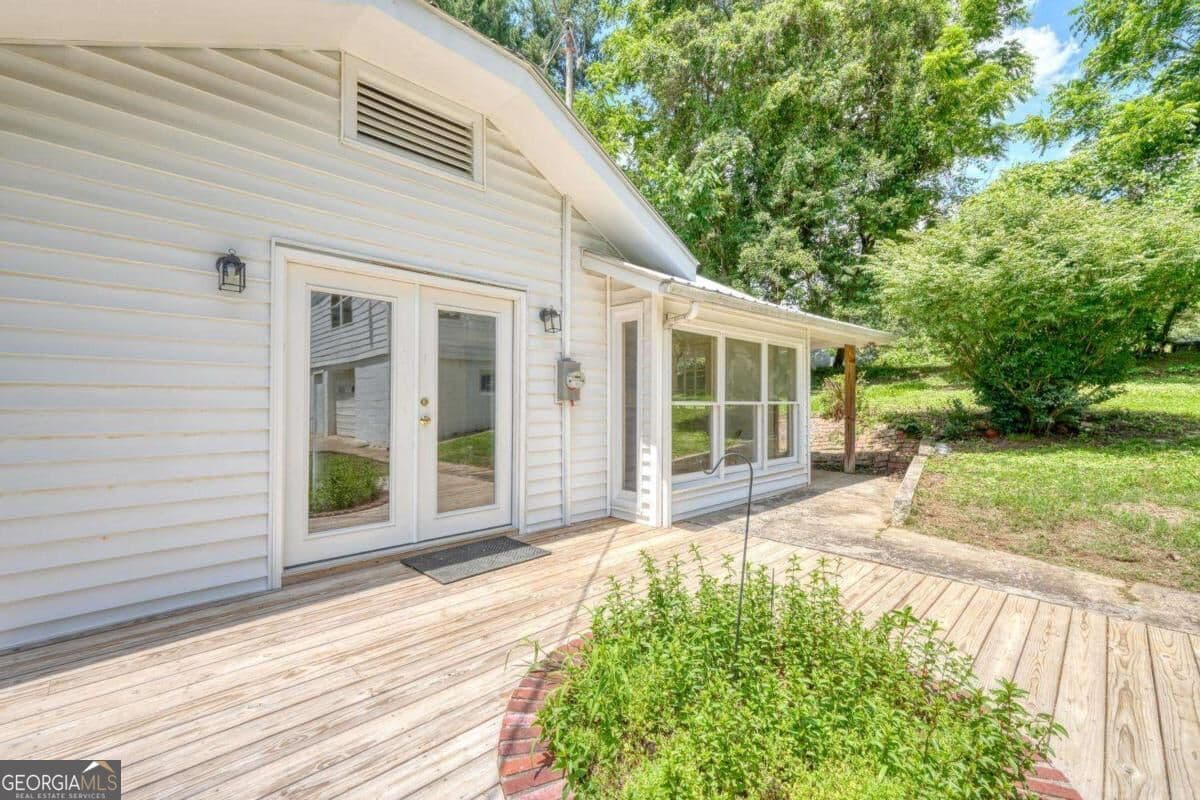 5 bedroom, 3.5 bathroom, 1,670 sq ft single family residence for sale at 94 Madola Road, Epworth, GA 30541 — photo 8