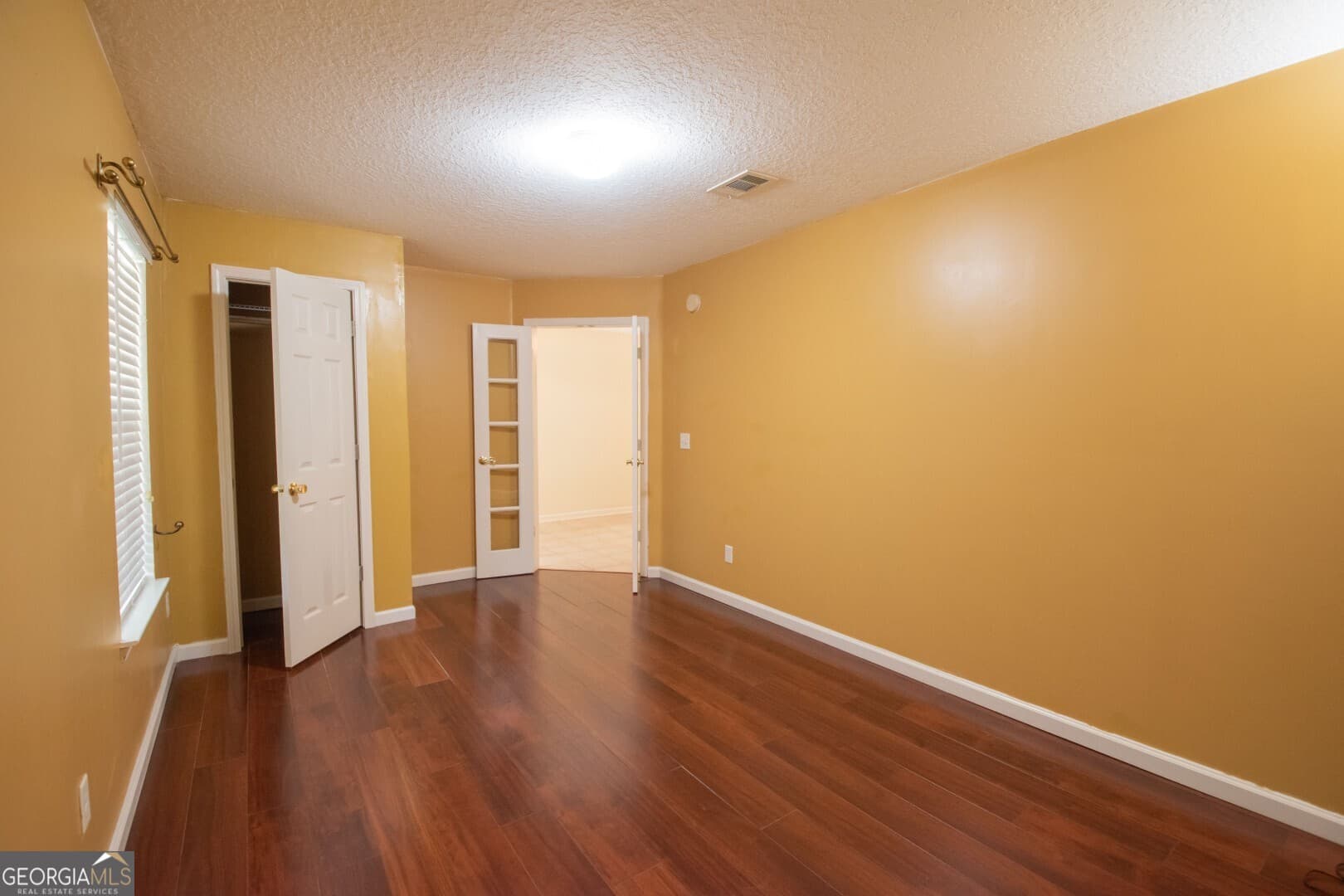 5 bedroom, 3 bathroom, 2,462 sq ft single family residence under contract at 245 Chase Court, St. Marys, GA 31558 — photo 5