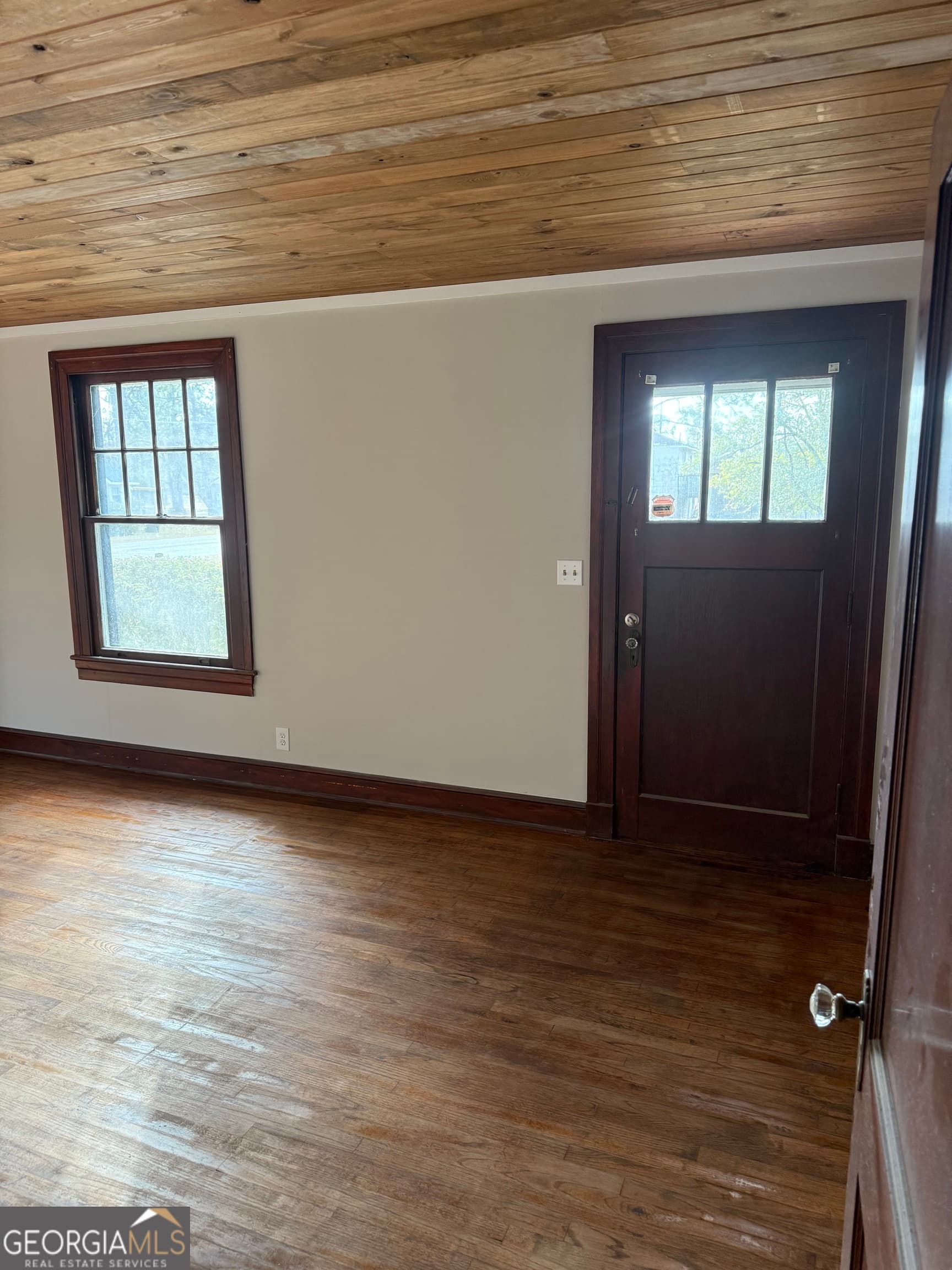 3 bedroom, 2 bathroom, 1,562 sq ft single family residence for sale at 1302 Elizabeth Street, Waycross, GA 31503 — photo 9