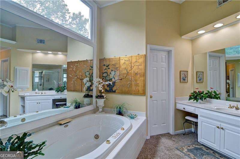 4 bedroom, 3.5 bathroom, 3,522 sq ft single family residence for sale at 2853 Marshstone Drive, Marietta, GA 30064 — photo 10