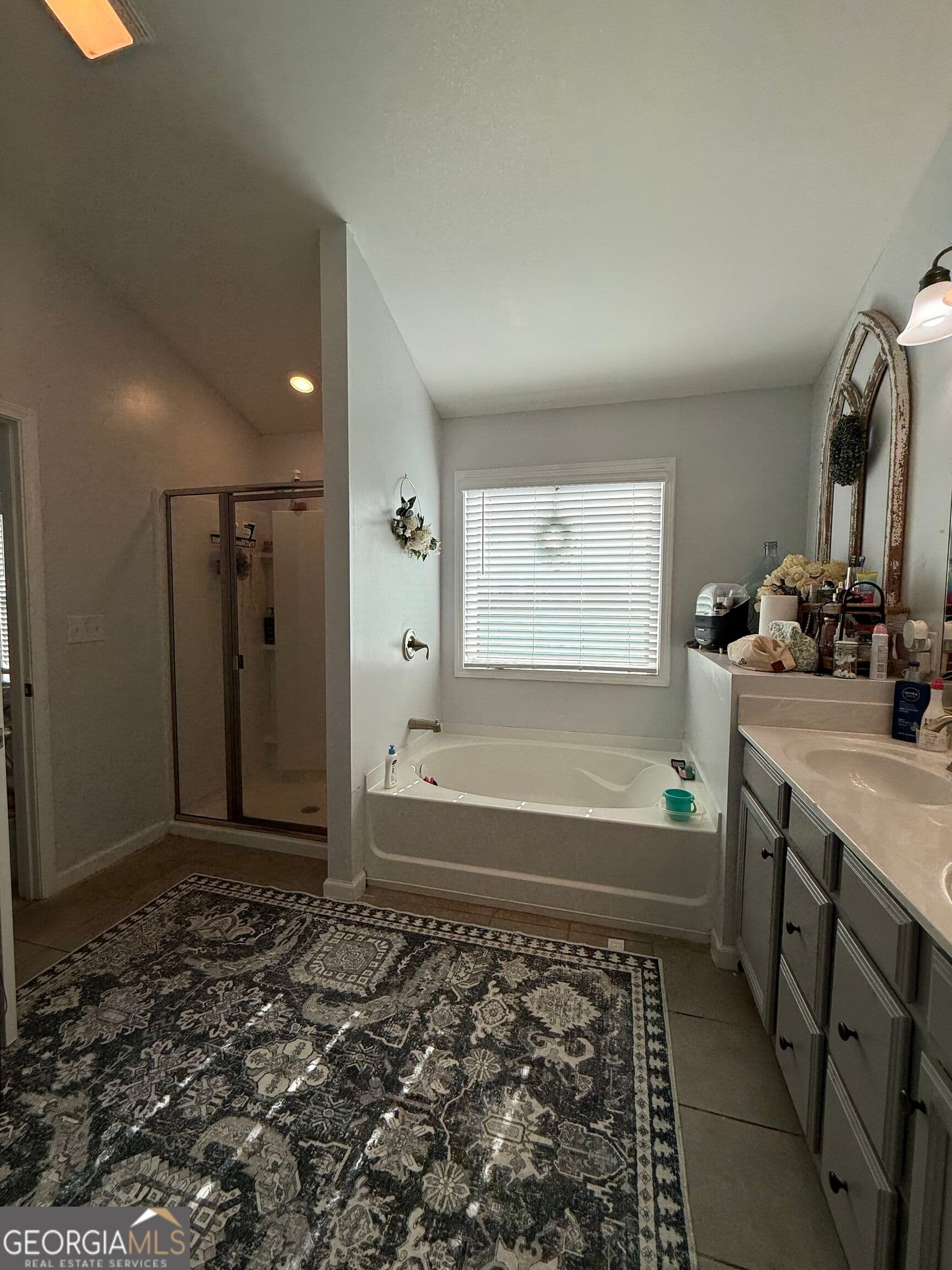 3 bedroom, 2.5 bathroom, 1,842 sq ft townhouse for sale at 1241 Foxcroft Lane, Cumming, GA 30041 — photo 5