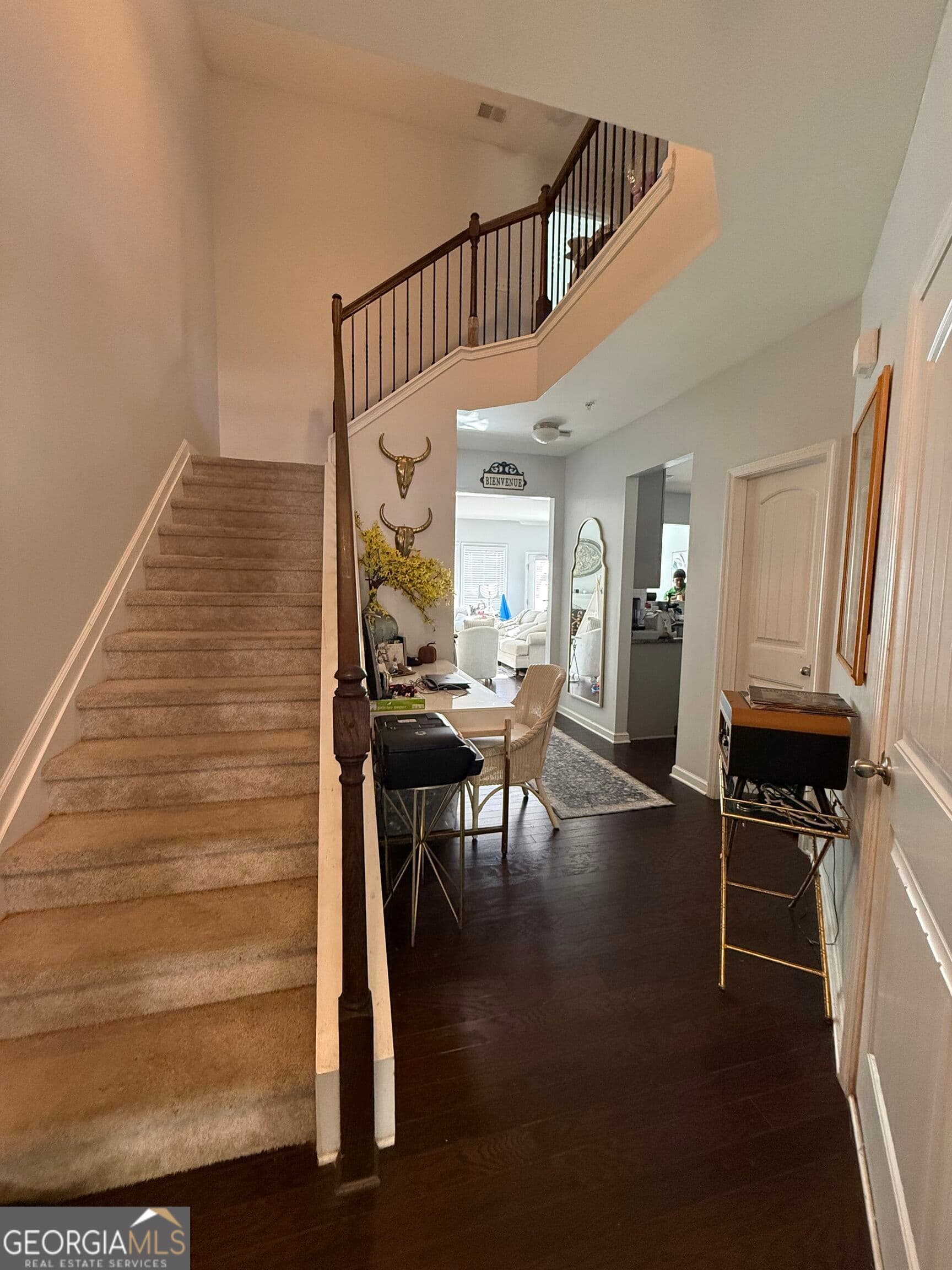 3 bedroom, 2.5 bathroom, 1,842 sq ft townhouse for sale at 1241 Foxcroft Lane, Cumming, GA 30041 — photo 9