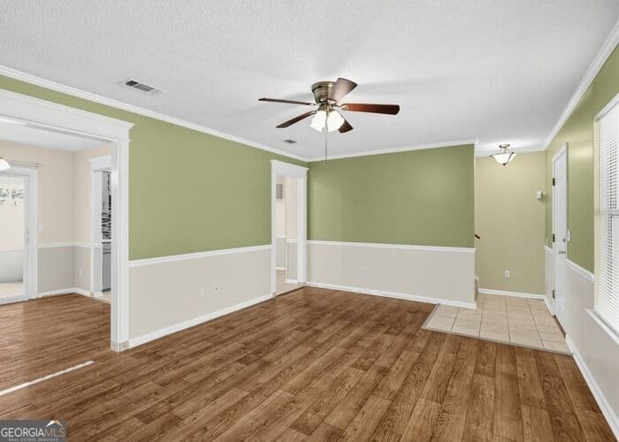 3 bedroom, 1.5 bathroom, 1,599 sq ft single family residence for sale at 1528 Woodcrest Circle, Hinesville, GA 31313 — photo 8