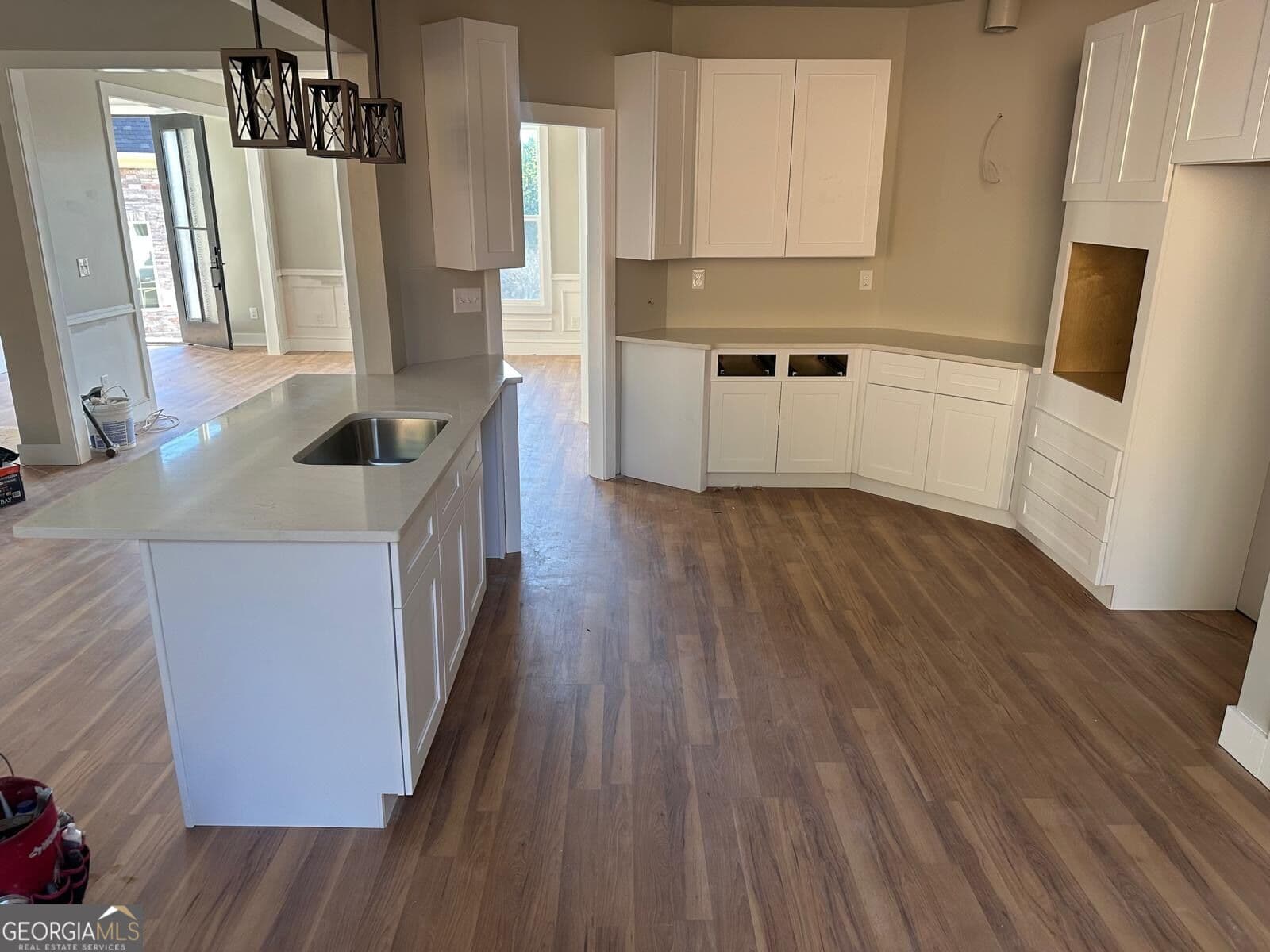 7 bedroom, 5 bathroom, 4,580 sq ft single family residence for sale at 2910 Battlecrest Drive, Decatur, GA 30034 — photo 5