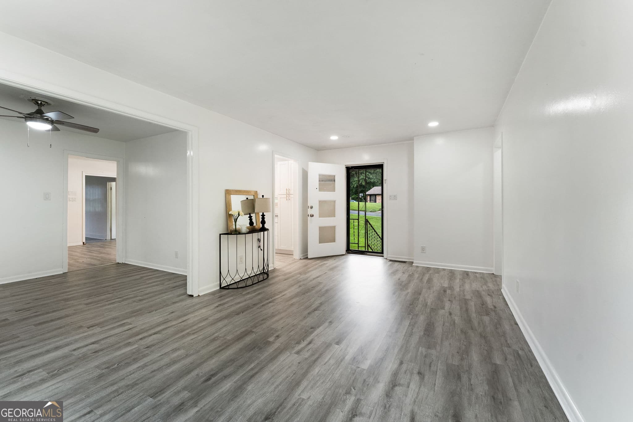 3 bedroom, 2 bathroom, 1,878 sq ft single family residence for sale at 1588 N Atwood Drive, Macon, GA 31204 — photo 6
