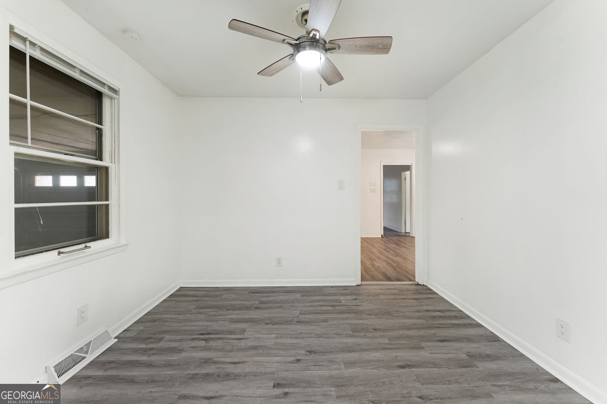 3 bedroom, 2 bathroom, 1,878 sq ft single family residence for sale at 1588 N Atwood Drive, Macon, GA 31204 — photo 8