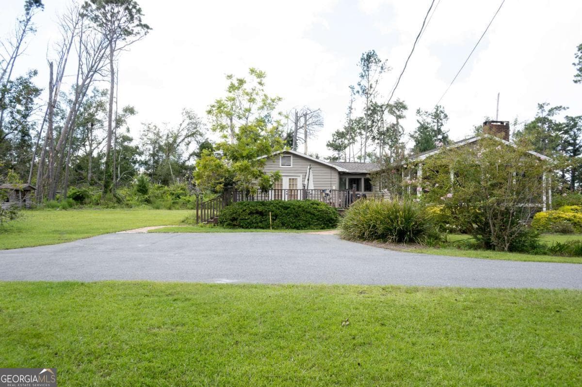 4 bedroom, 3 bathroom, 2,092 sq ft single family residence for sale at 371 Burketts Ferry Road, Hazlehurst, GA 31539 — photo 10