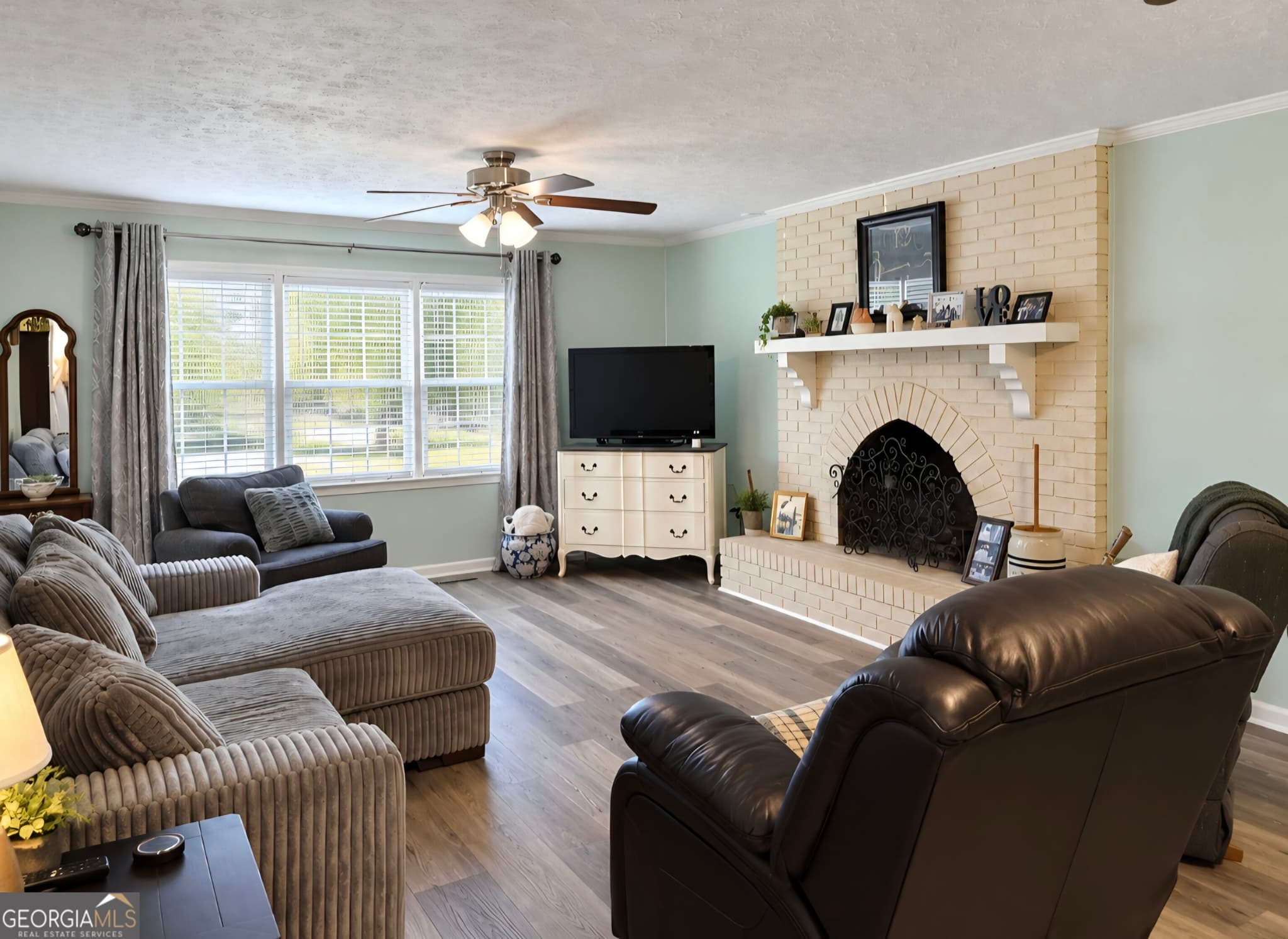 3 bedroom, 2.5 bathroom, 1,756 sq ft single family residence for sale at 120 Lynn Place, Cochran, GA 31014 — photo 3