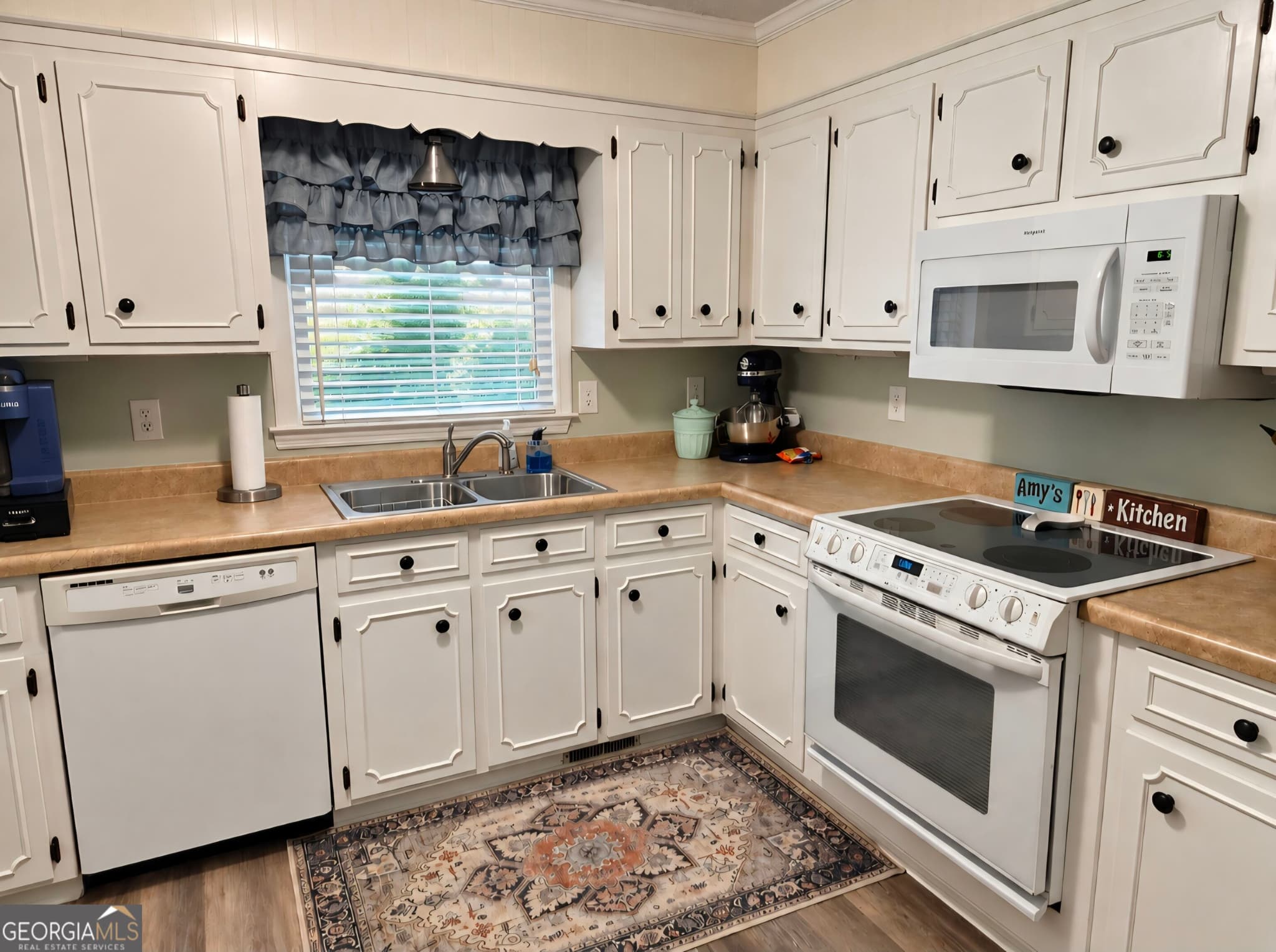 3 bedroom, 2.5 bathroom, 1,756 sq ft single family residence for sale at 120 Lynn Place, Cochran, GA 31014 — photo 5