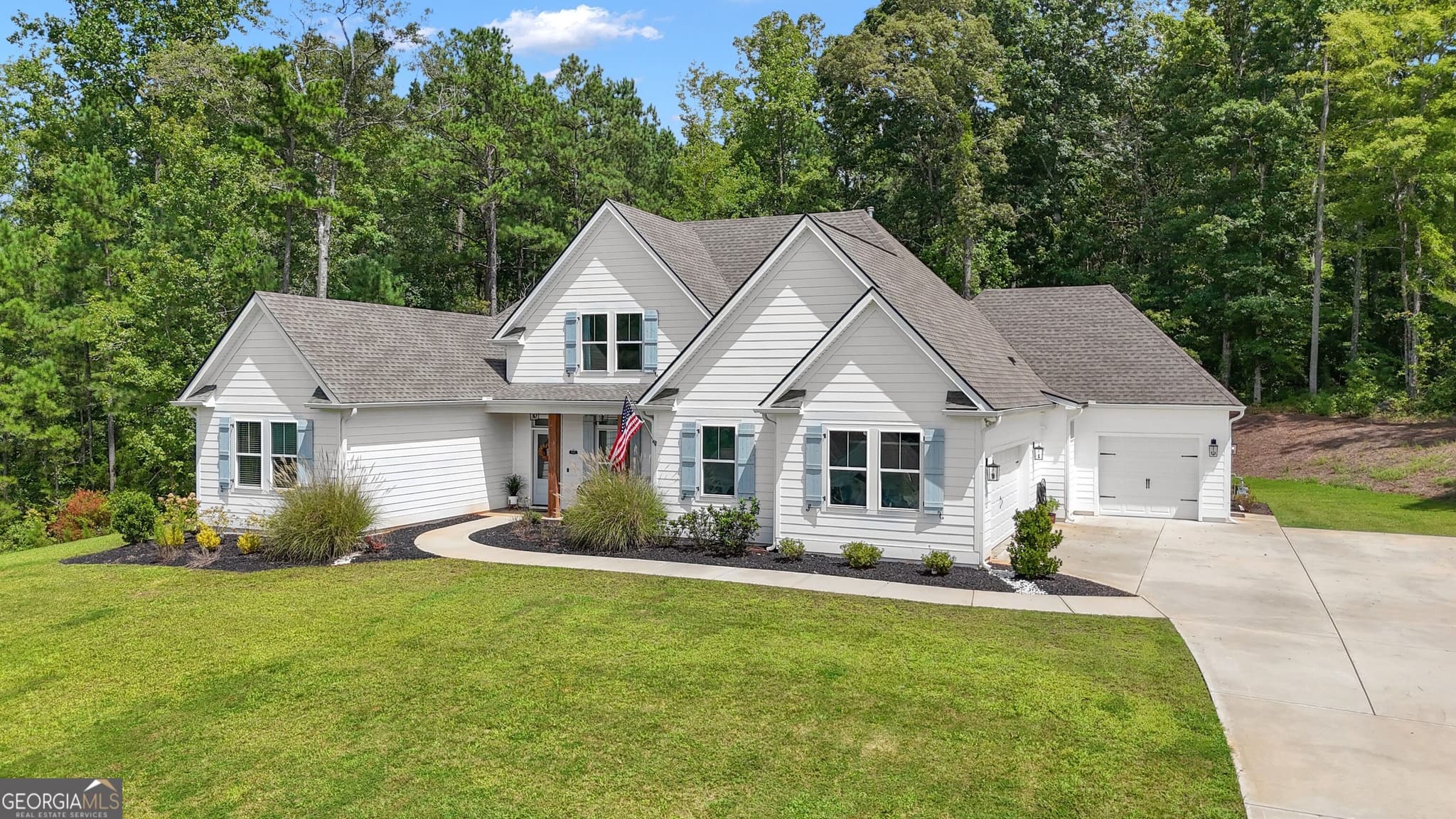 4 bedroom, 3.5 bathroom, 2,628 sq ft single family residence for sale at 215 Greyfairs Avenue, Senoia, GA 30276