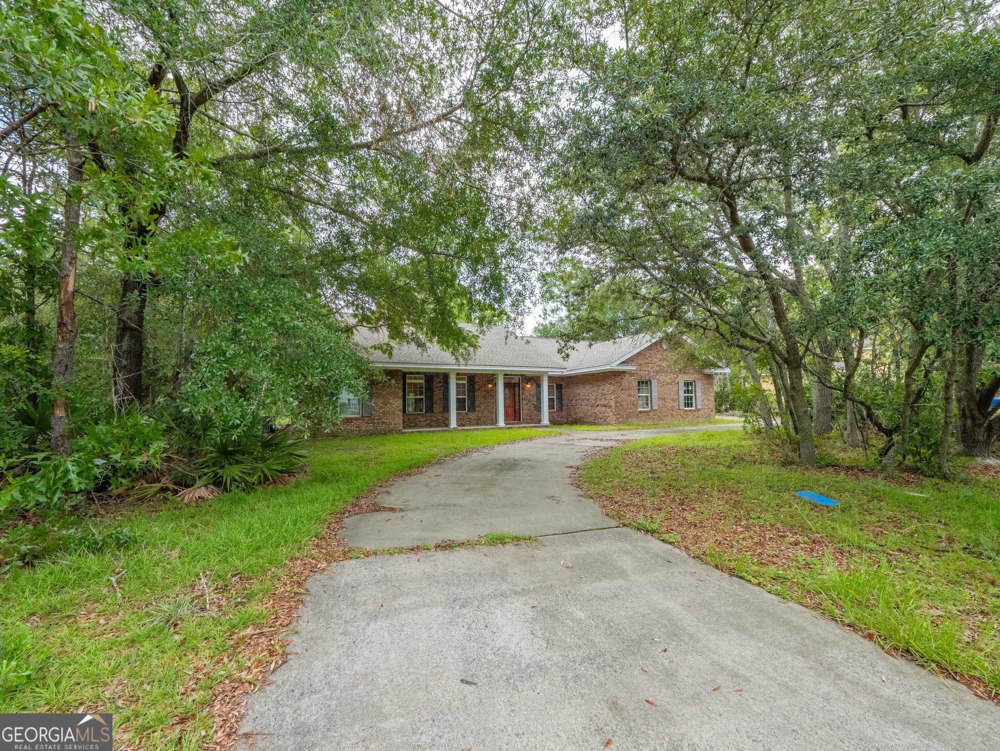 3 bedroom, 2 bathroom, 2,222 sq ft single family residence sold at 805 Littlefield Street, Jesup, GA 31546