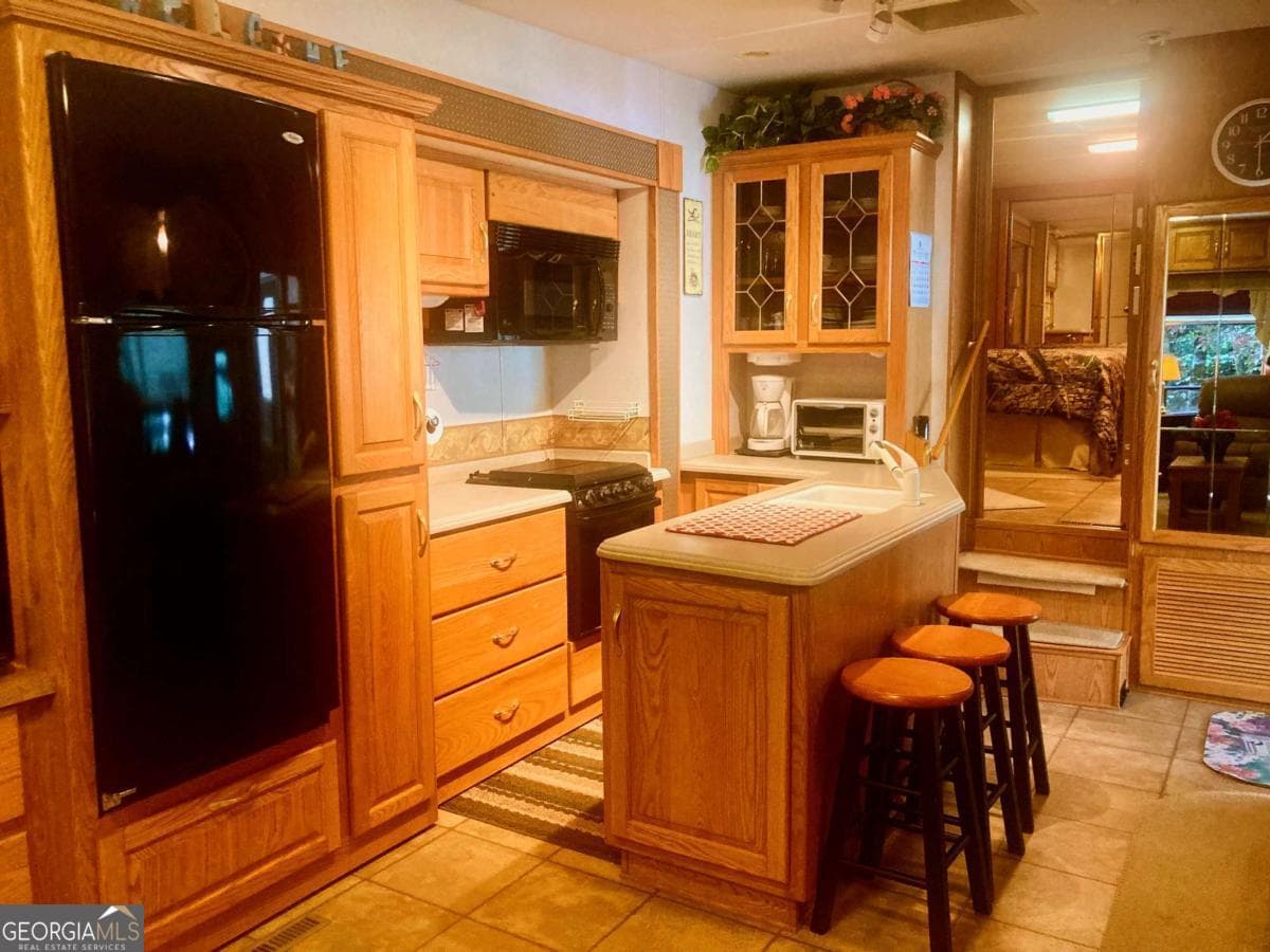 1 bedroom, 1 bathroom, 350 sq ft manufactured home,single family residence for sale at 1112 Creekside Drive 12, Hiawassee, GA 30546 — photo 6