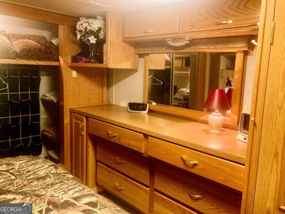 1 bedroom, 1 bathroom, 350 sq ft manufactured home,single family residence for sale at 1112 Creekside Drive 12, Hiawassee, GA 30546 — photo 10