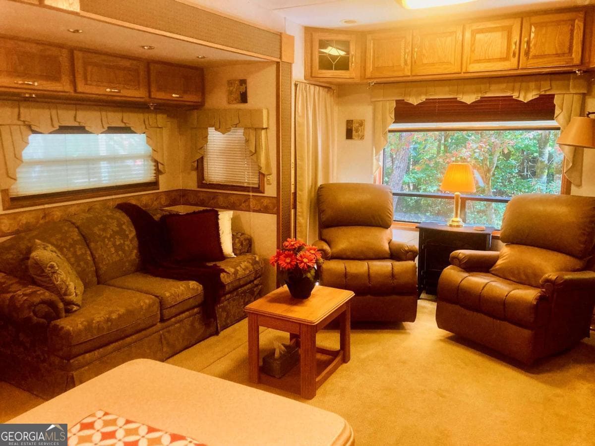 1 bedroom, 1 bathroom, 350 sq ft manufactured home,single family residence for sale at 1112 Creekside Drive 12, Hiawassee, GA 30546 — photo 8