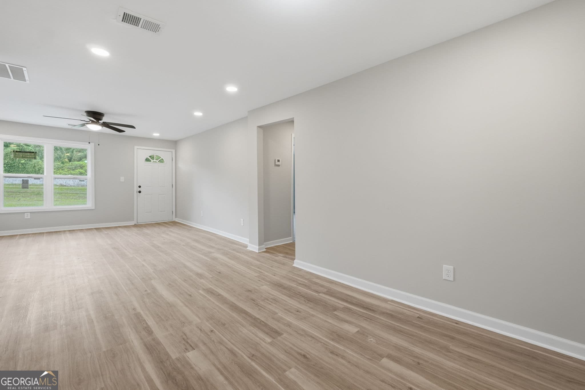 3 bedroom, 1 bathroom, 1,060 sq ft single family residence for sale at 1061 Highway 3, Hampton, GA 30228 — photo 10