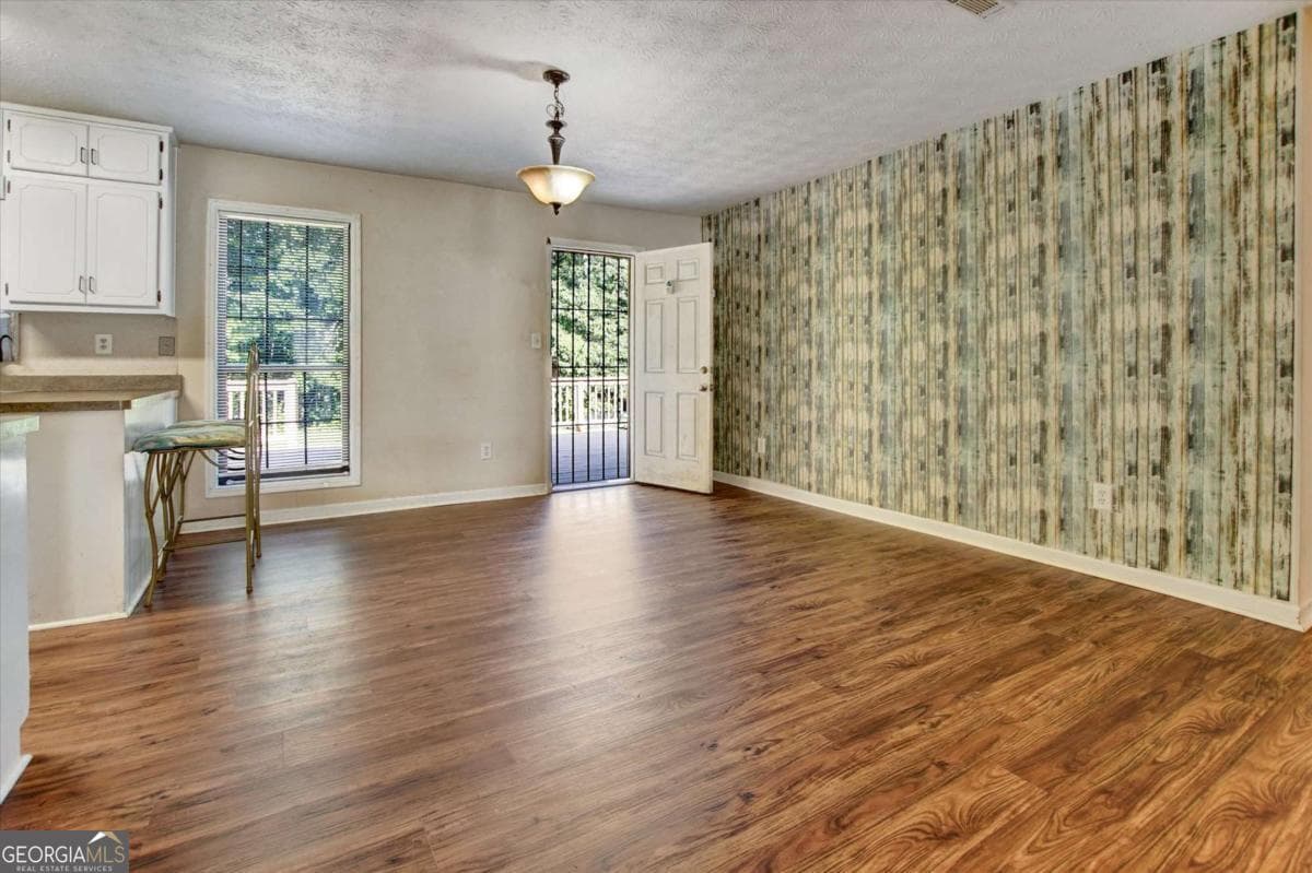 4 bedroom, 2 bathroom, 2,019 sq ft single family residence for sale at 11553 Matthews Trail, Hampton, GA 30228 — photo 4
