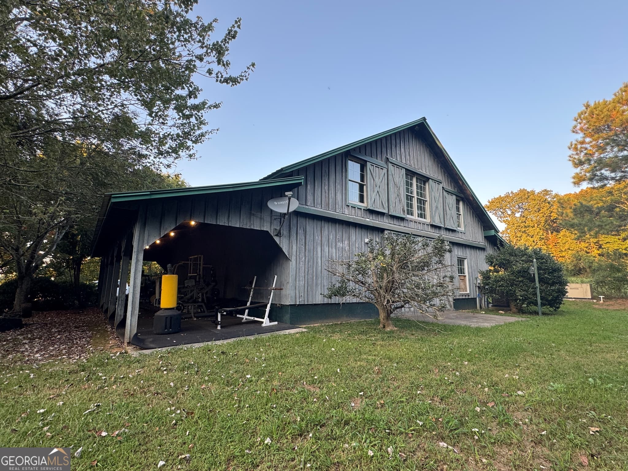 5 bedroom, 2 bathroom, 3,840 sq ft farm for sale at 1045 Pleasant Hill Road, Jasper, GA 30143 — photo 2