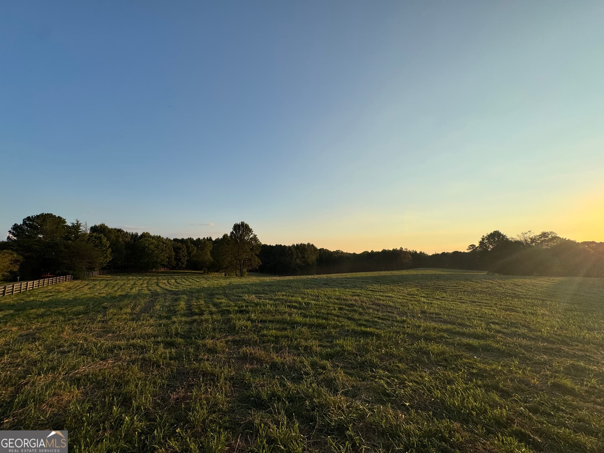 5 bedroom, 2 bathroom, 3,840 sq ft farm for sale at 1045 Pleasant Hill Road, Jasper, GA 30143 — photo 7