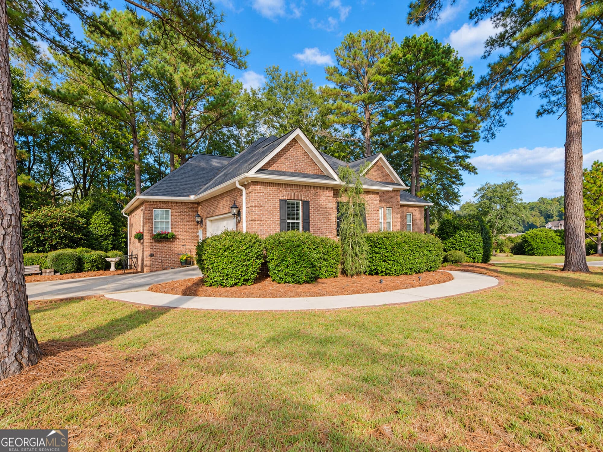3 bedroom, 2.5 bathroom, 2,272 sq ft single family residence for sale at 4 Oak Drive, Hawkinsville, GA 31036 — photo 2