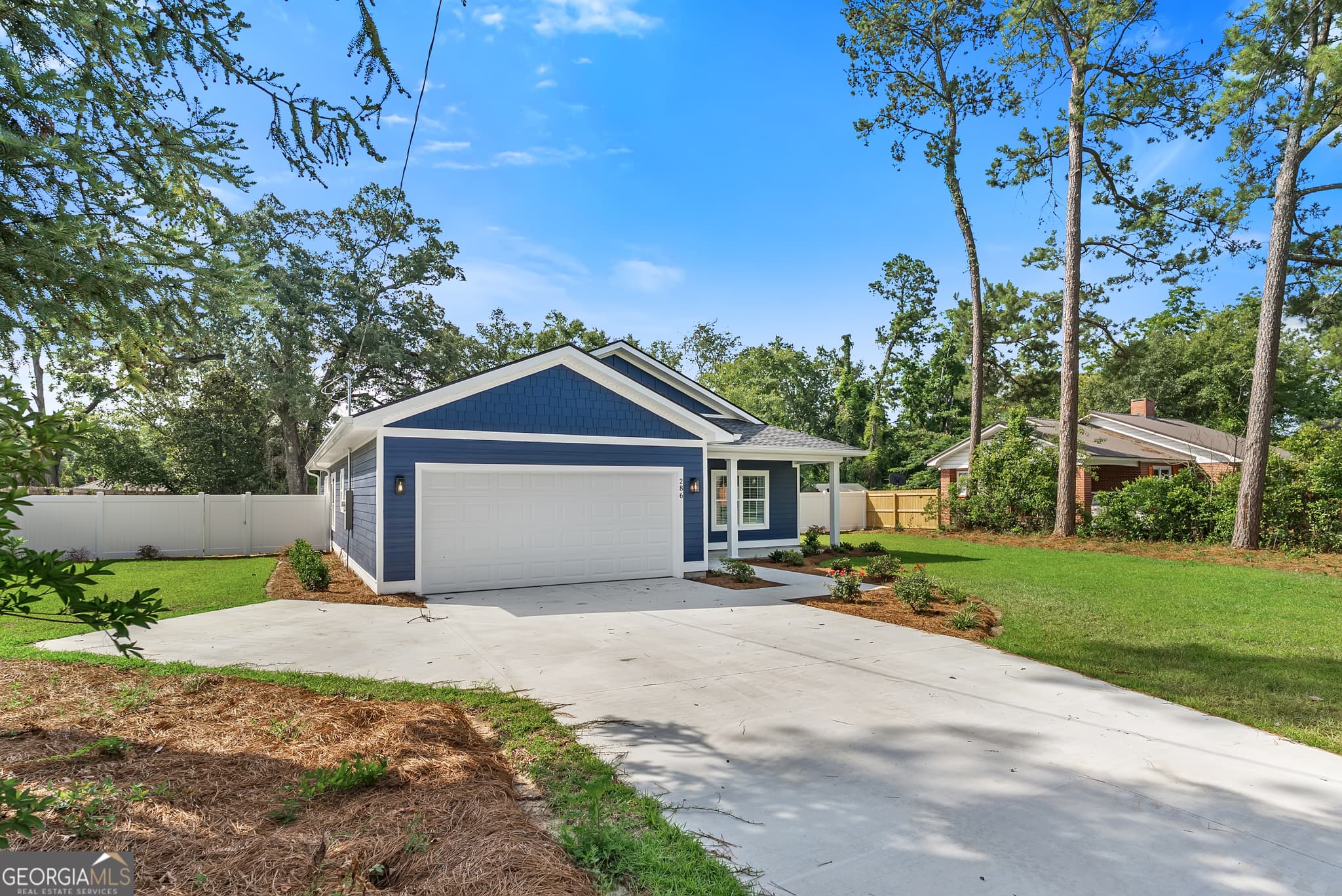 3 bedroom, 2 bathroom, 1,702 sq ft single family residence for sale at 286 Sapp Avenue, Pelham, GA 31779 — photo 3