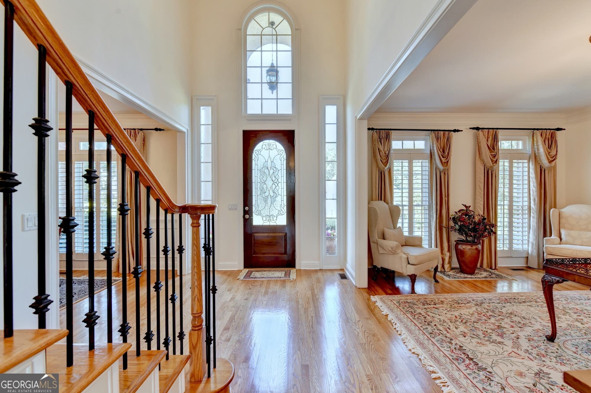 7 bedroom, 5.5 bathroom, 7,000 sq ft single family residence for sale at 115 Cedar Woods Trail, Canton, GA 30114 — photo 3