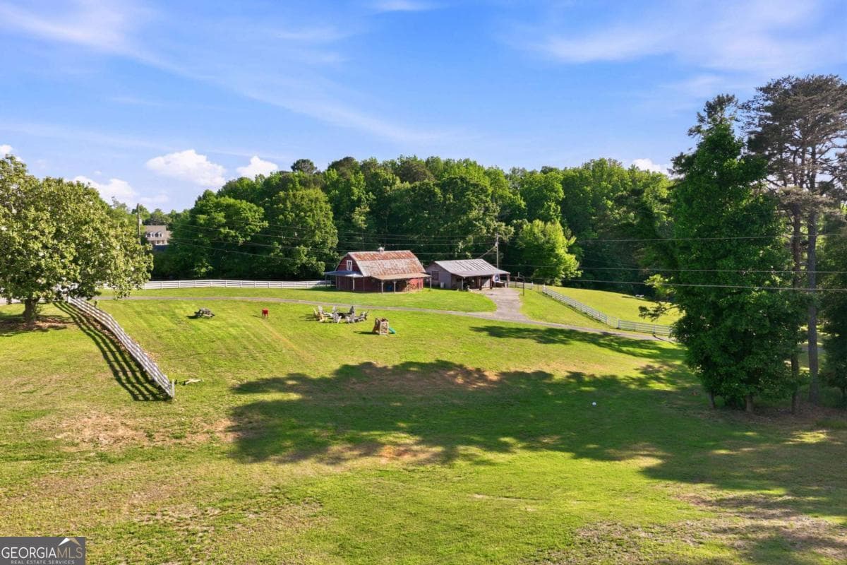 2 bedroom, 2 bathroom, 1,665 sq ft single family residence for sale at 4711 Mount Vernon Road, Gainesville, GA 30506 — photo 5