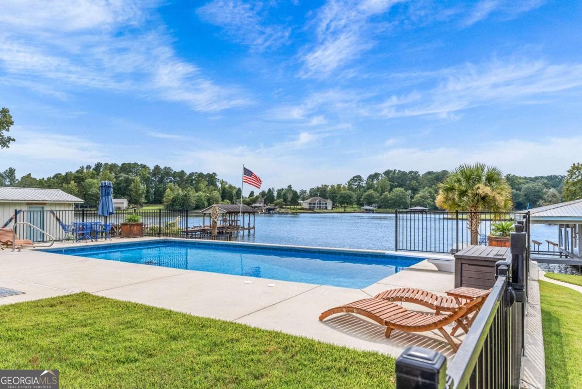 4 bedroom, 4.5 bathroom, 2,482 sq ft single family residence for sale at 235 S Spring Road, Eatonton, GA 31024 — photo 5