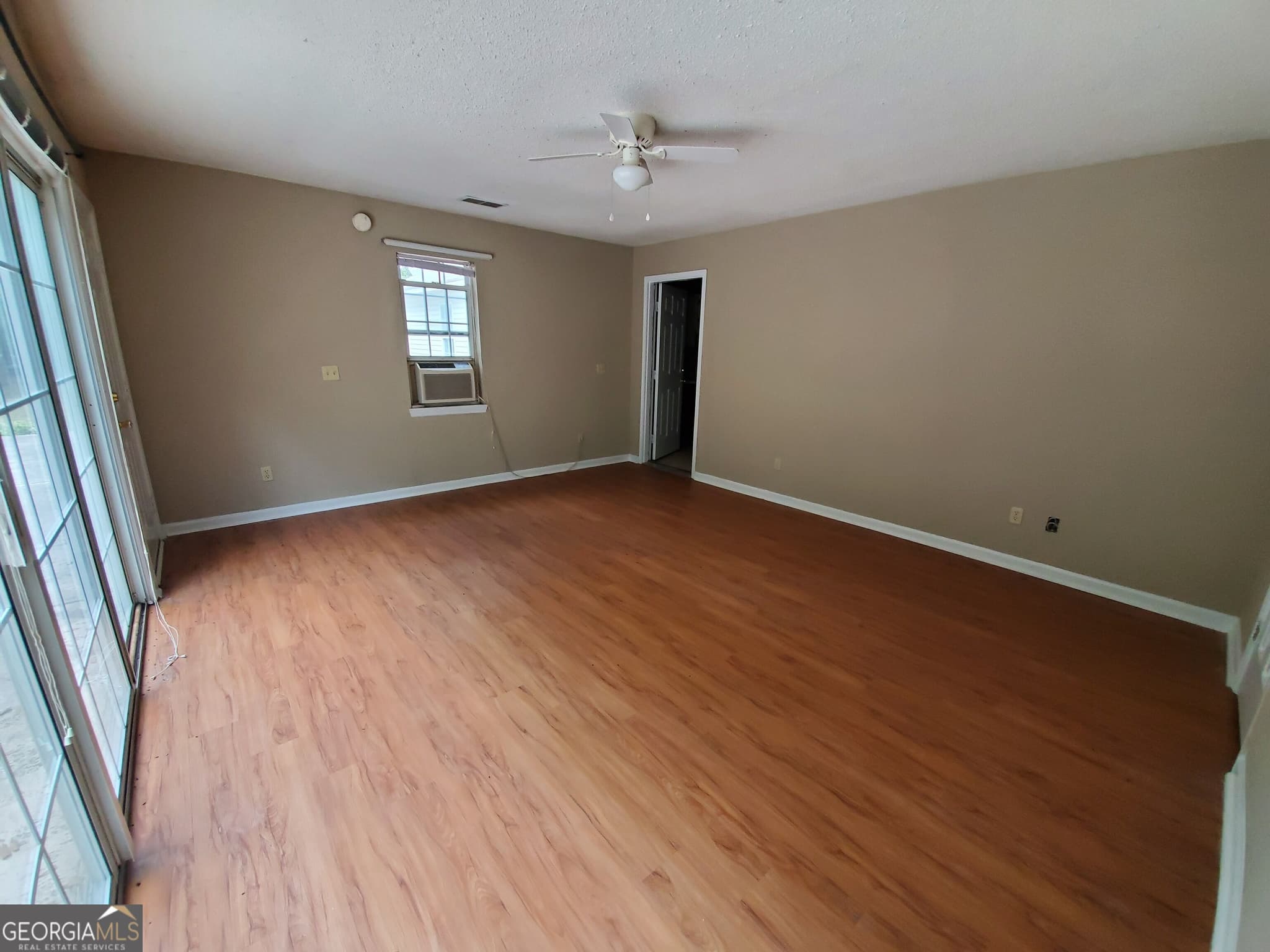 3 bedroom, 2 bathroom single family residence for rent at 403 Wendwood Court, Statesboro, GA 30458 for $1,600 a month — photo 5