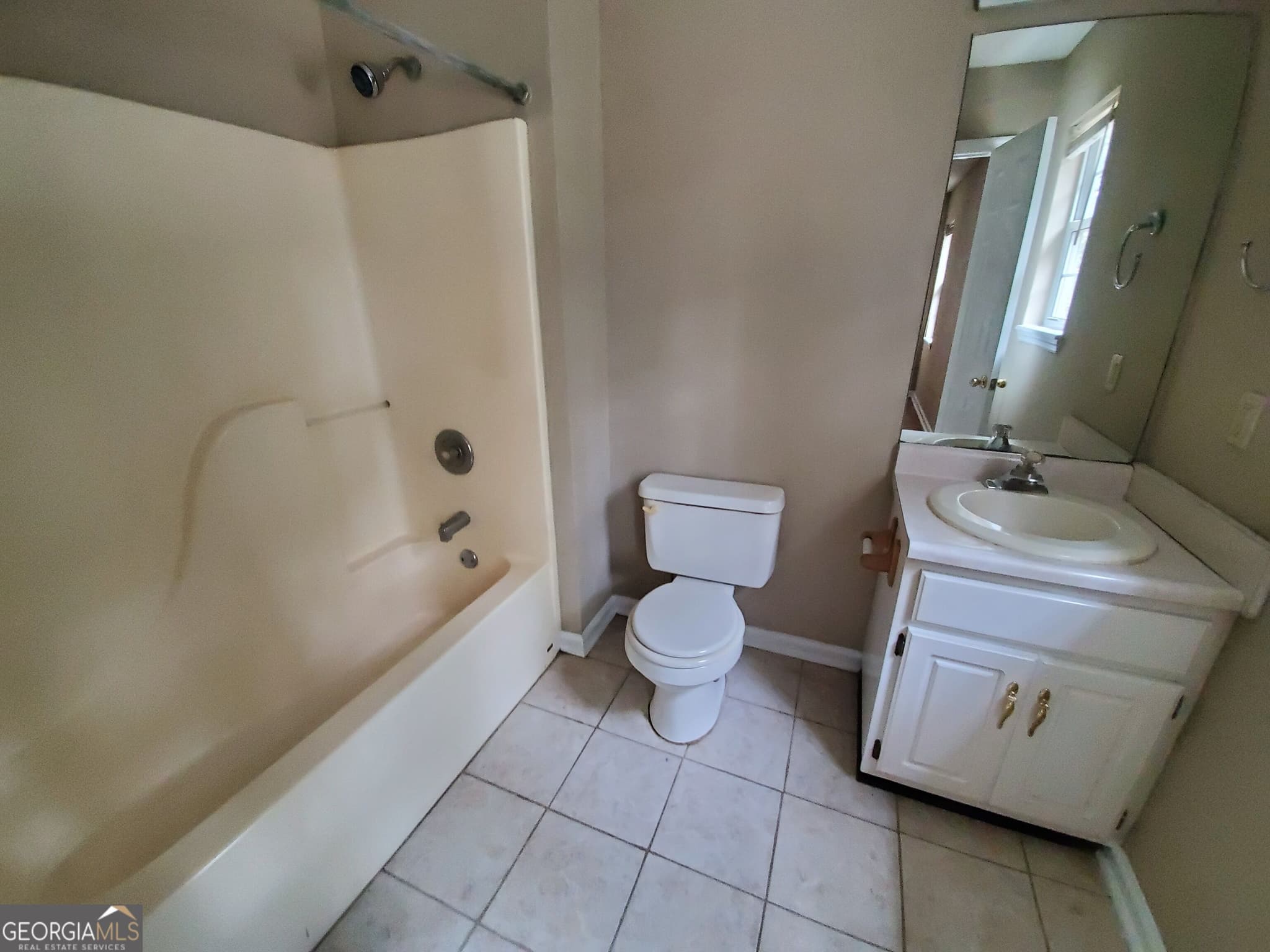 3 bedroom, 2 bathroom single family residence for rent at 403 Wendwood Court, Statesboro, GA 30458 for $1,600 a month — photo 9