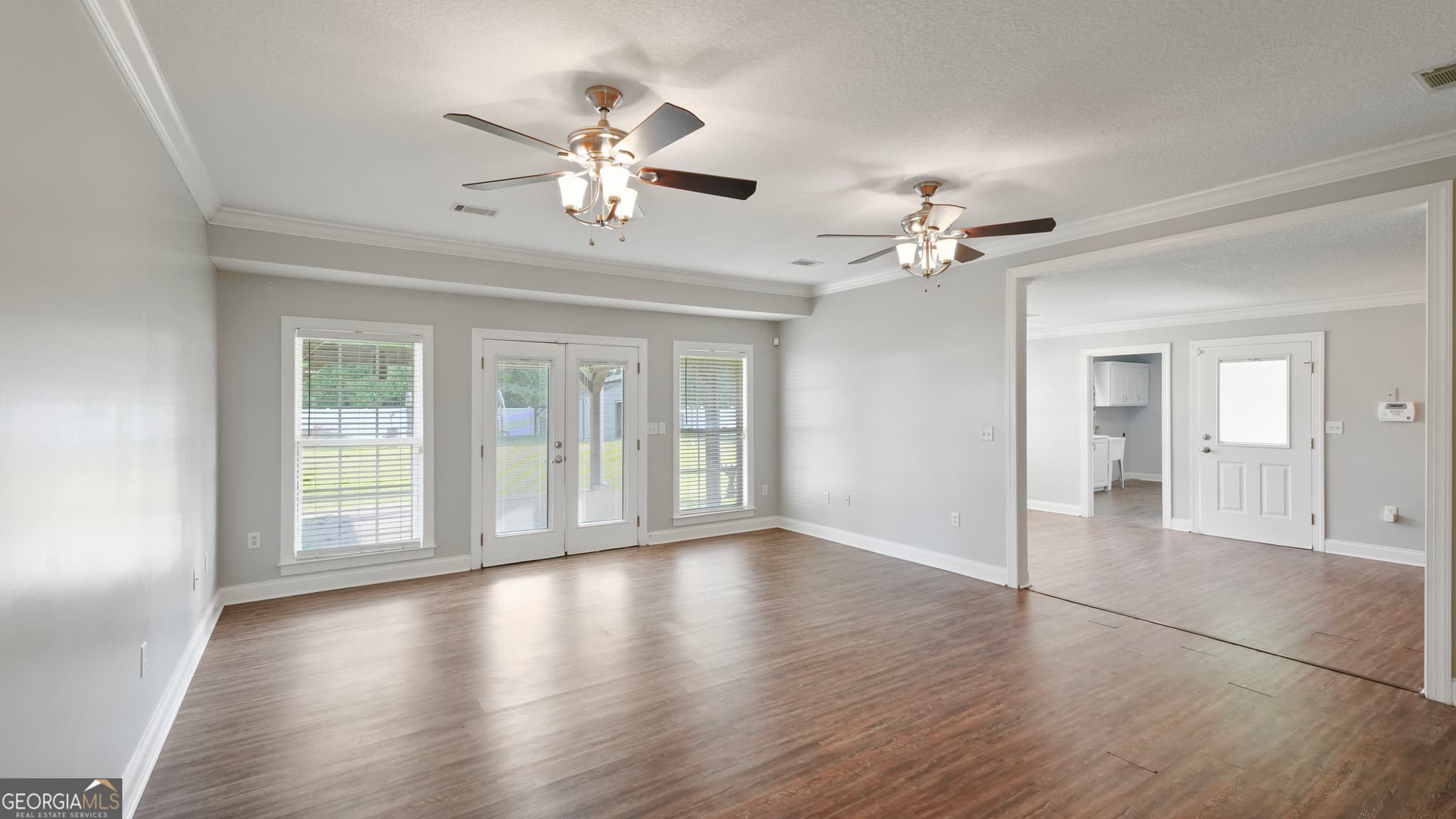 3 bedroom, 2 bathroom, 1,864 sq ft single family residence for sale at 415 Walter Street, Odum, GA 31555 — photo 2