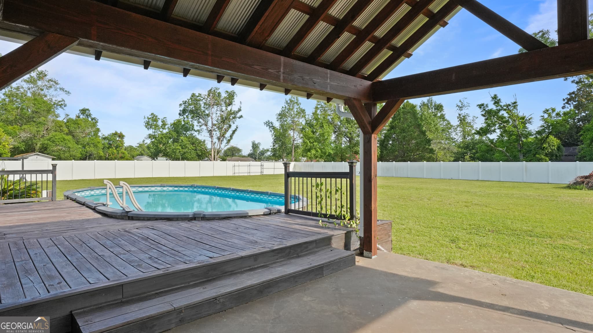 3 bedroom, 2 bathroom, 1,864 sq ft single family residence for sale at 415 Walter Street, Odum, GA 31555 — photo 5