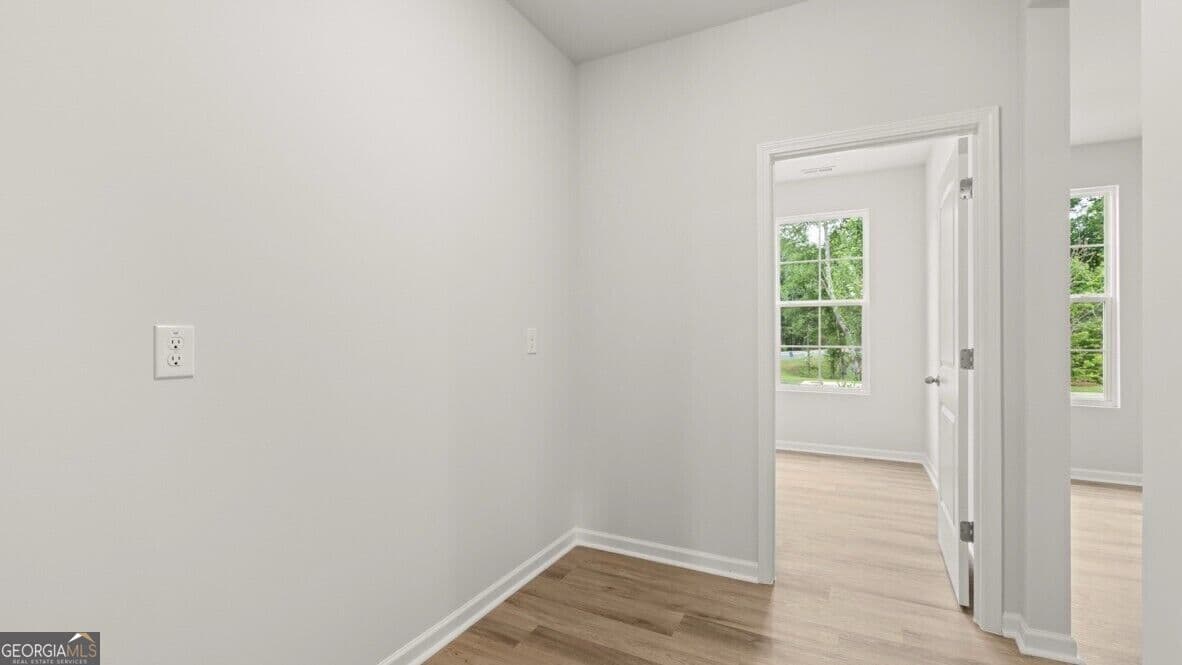 5 bedroom, 3.5 bathroom, 4,062 sq ft single family residence for sale at 3121 Hallsley Drive, South Fulton, GA 30349 — photo 9