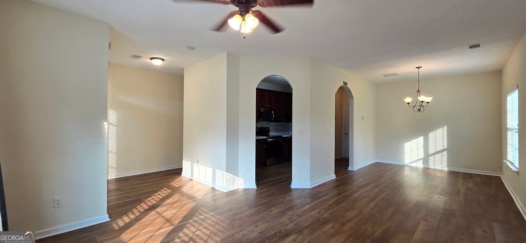 3 bedroom, 2.5 bathroom, 1,640 sq ft townhouse for rent at 5472 Festival Av Avenue, Fairburn, GA 30213 for $2,000 a month — photo 3