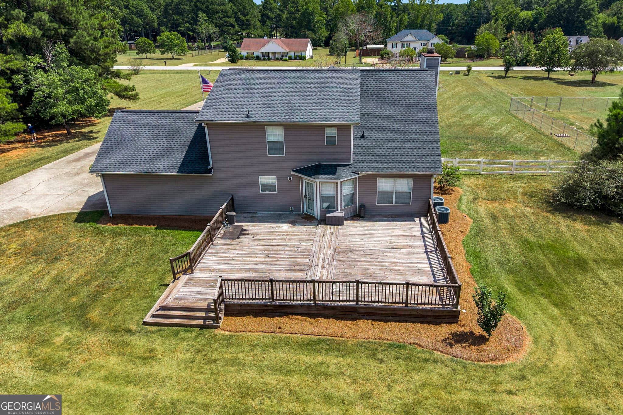 4 bedroom, 2.5 bathroom, 1,997 sq ft single family residence for sale at 55 Ewing Drive, Social Circle, GA 30025 — photo 7