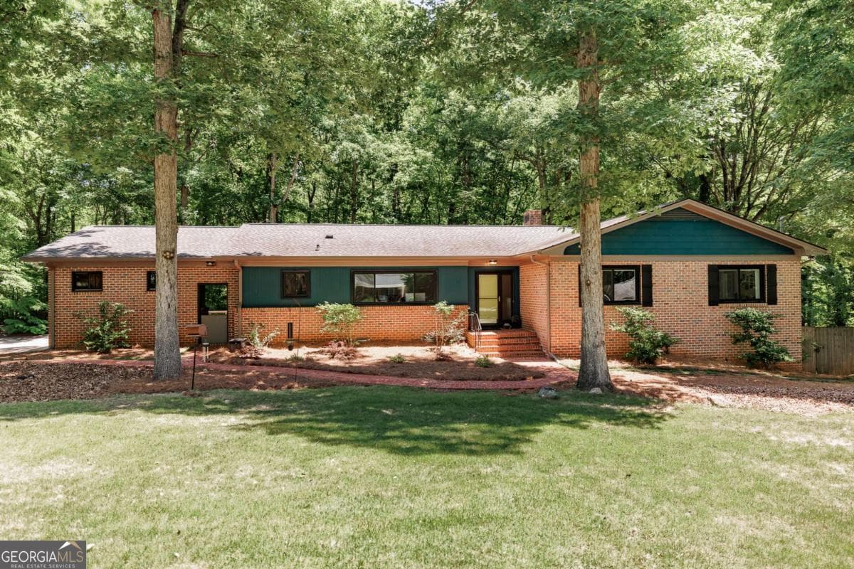 5 bedroom, 3.5 bathroom, 3,354 sq ft single family residence sold at 145 Pendleton Drive, Athens, GA 30606