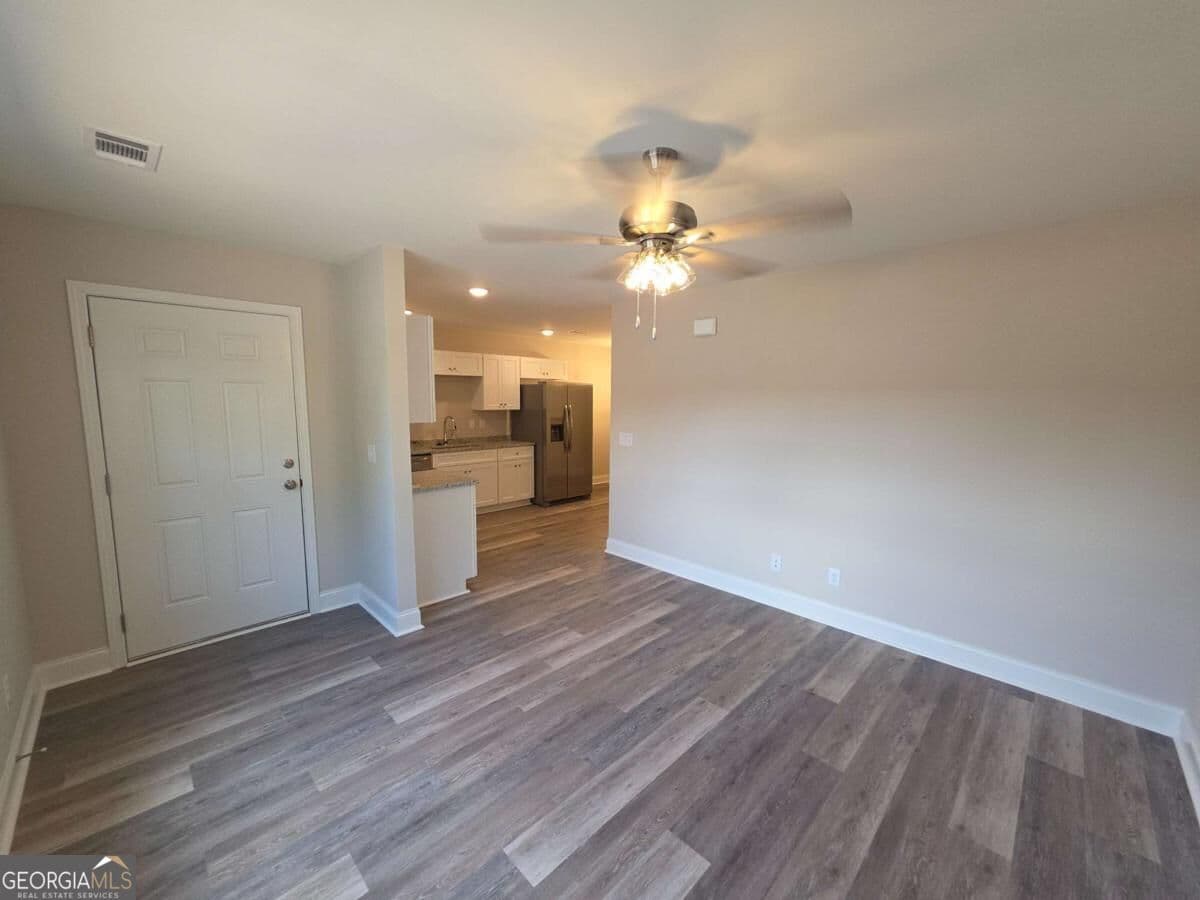 2 bedroom, 2 bathroom, 865 sq ft quadruplex for rent at 212B Tabor Drive 2B, Warner Robins, GA 31093 for $1,350 a month — photo 4