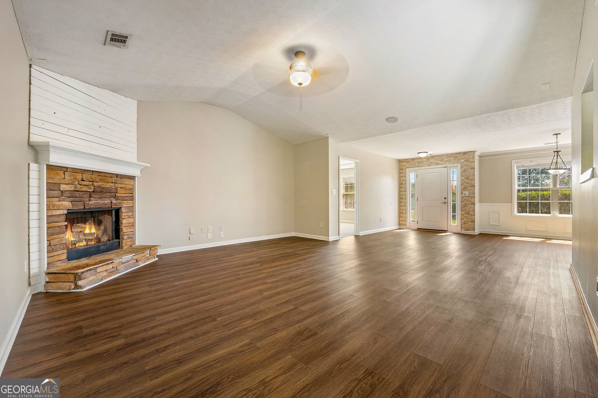 3 bedroom, 2 bathroom, 1,778 sq ft single family residence for sale at 34 Lilly Oak Court, Villa Rica, GA 30180 — photo 7