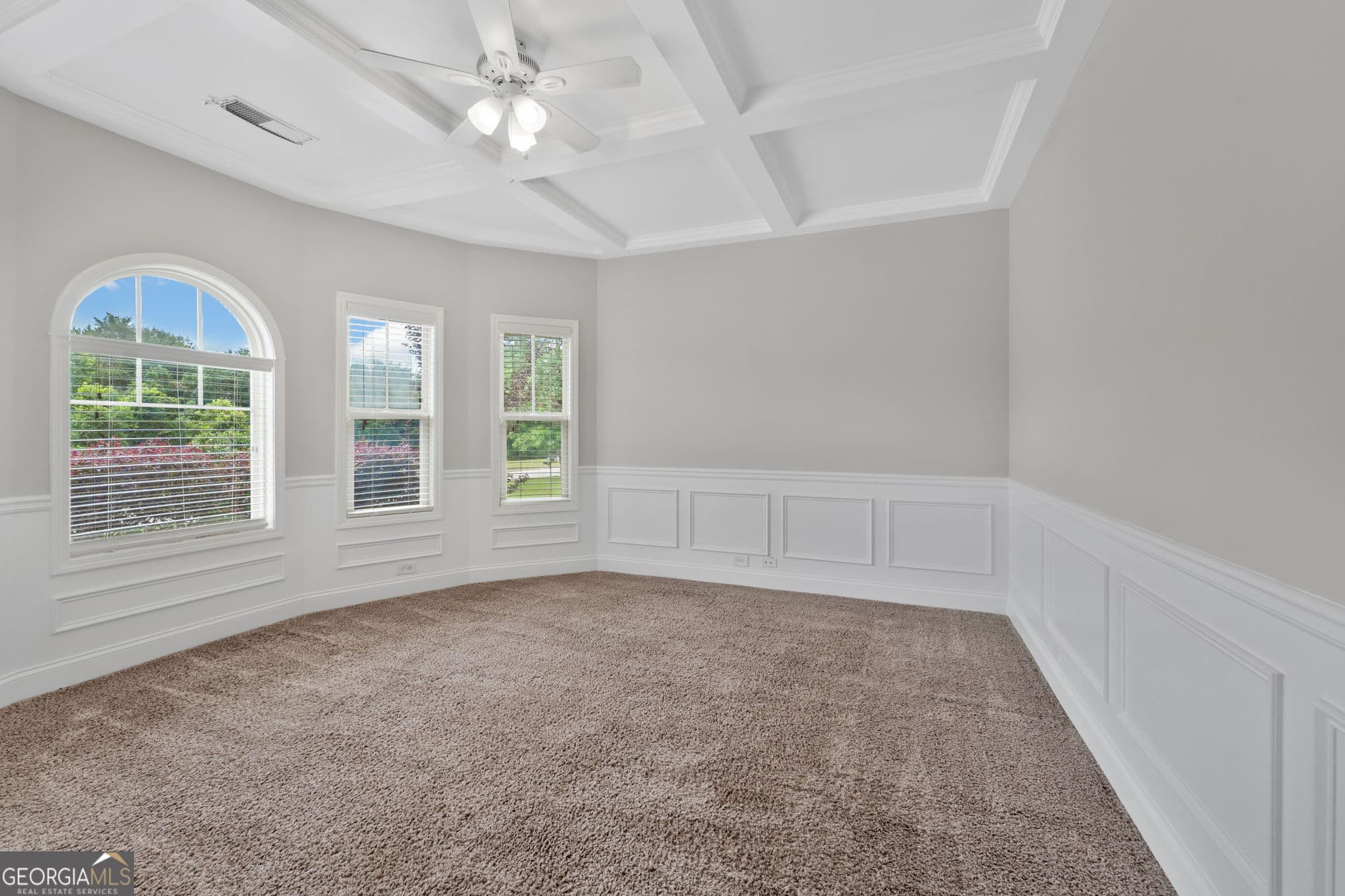 6 bedroom, 5.5 bathroom, 5,461 sq ft single family residence for sale at 606 Shoshone Circle, Kathleen, GA 31047 — photo 7