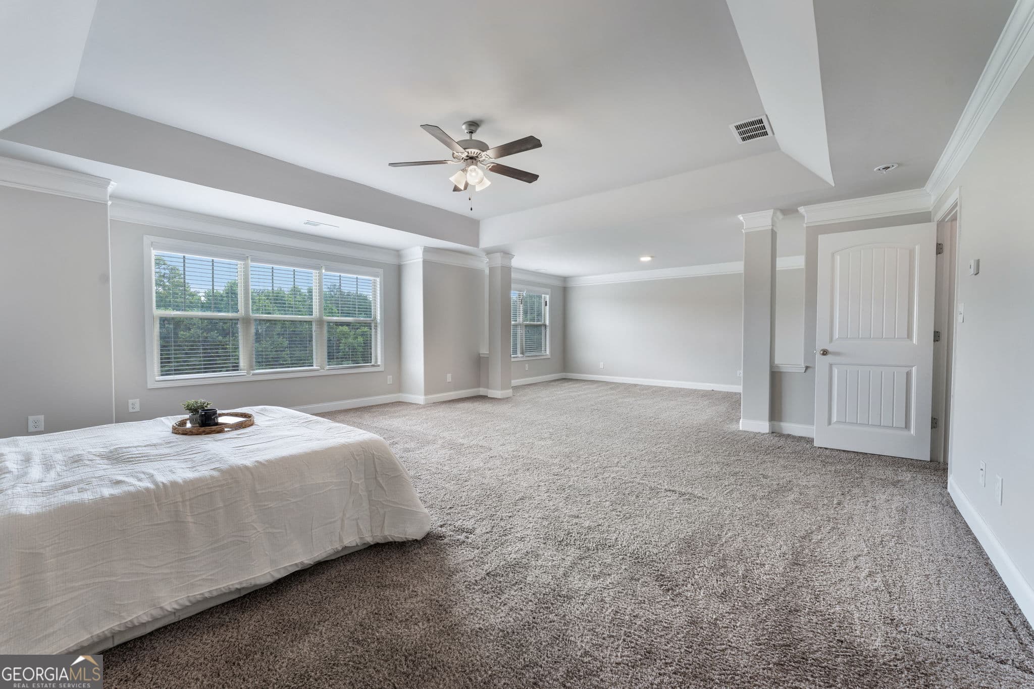 6 bedroom, 5.5 bathroom, 5,461 sq ft single family residence for sale at 606 Shoshone Circle, Kathleen, GA 31047 — photo 4