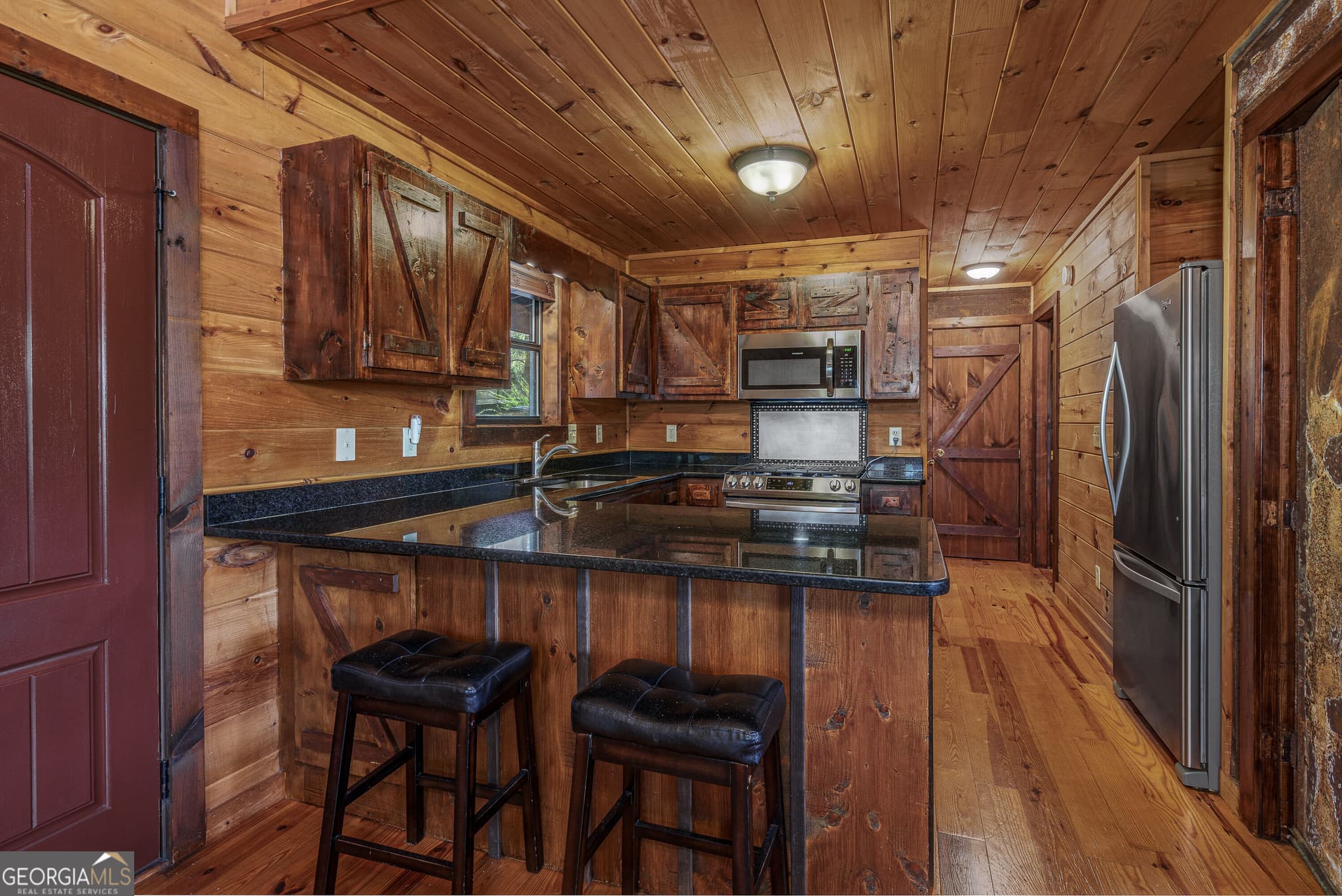 2 bedroom, 3 bathroom, 1,962 sq ft cabin,single family residence for sale at 201 Primose Lane, Hayesville, NC 28904 — photo 10