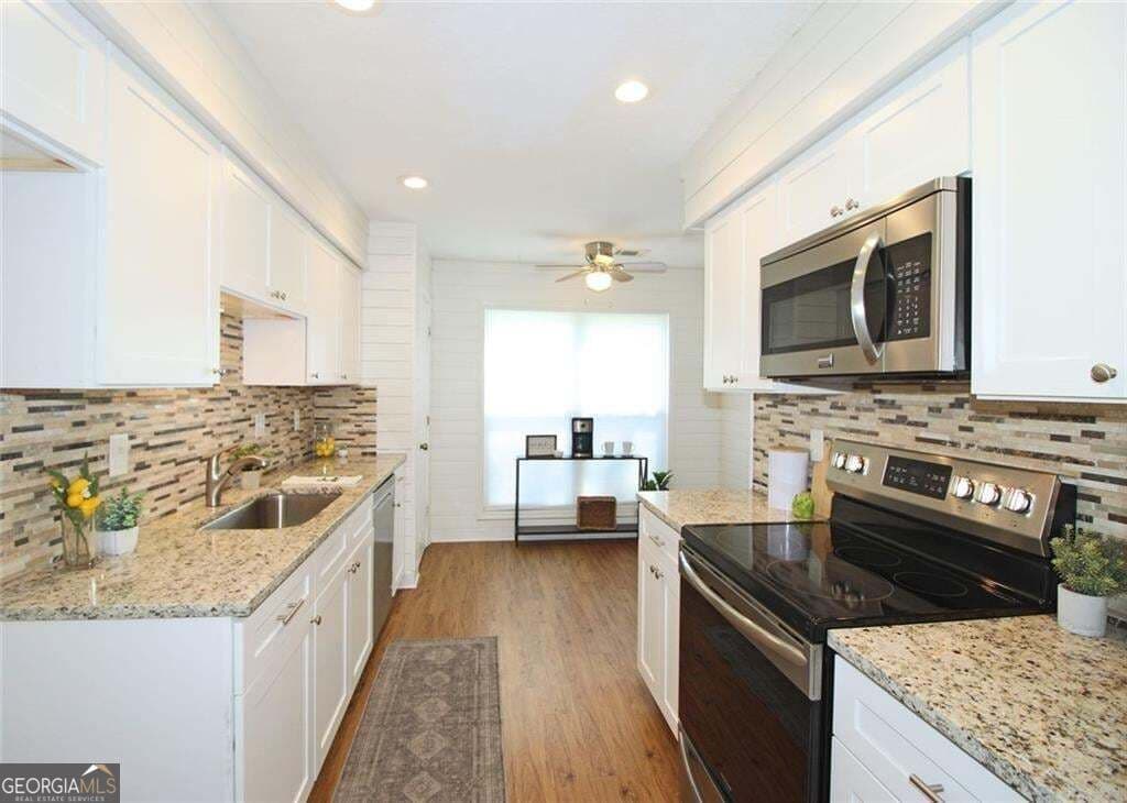 2 bedroom, 2.5 bathroom, 1,400 sq ft townhouse for sale at 392 Hamilton Trace, Marietta, GA 30068 — photo 3