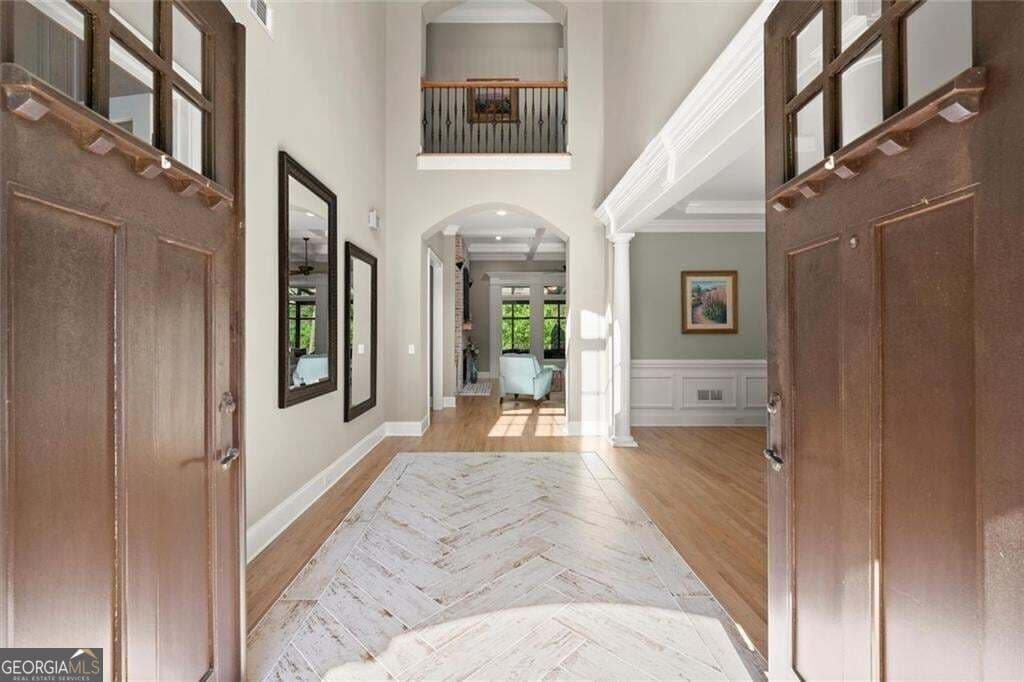 7 bedroom, 5.5 bathroom, 8,433 sq ft single family residence for sale at 1225 Waterfall Lane, Acworth, GA 30101 — photo 8