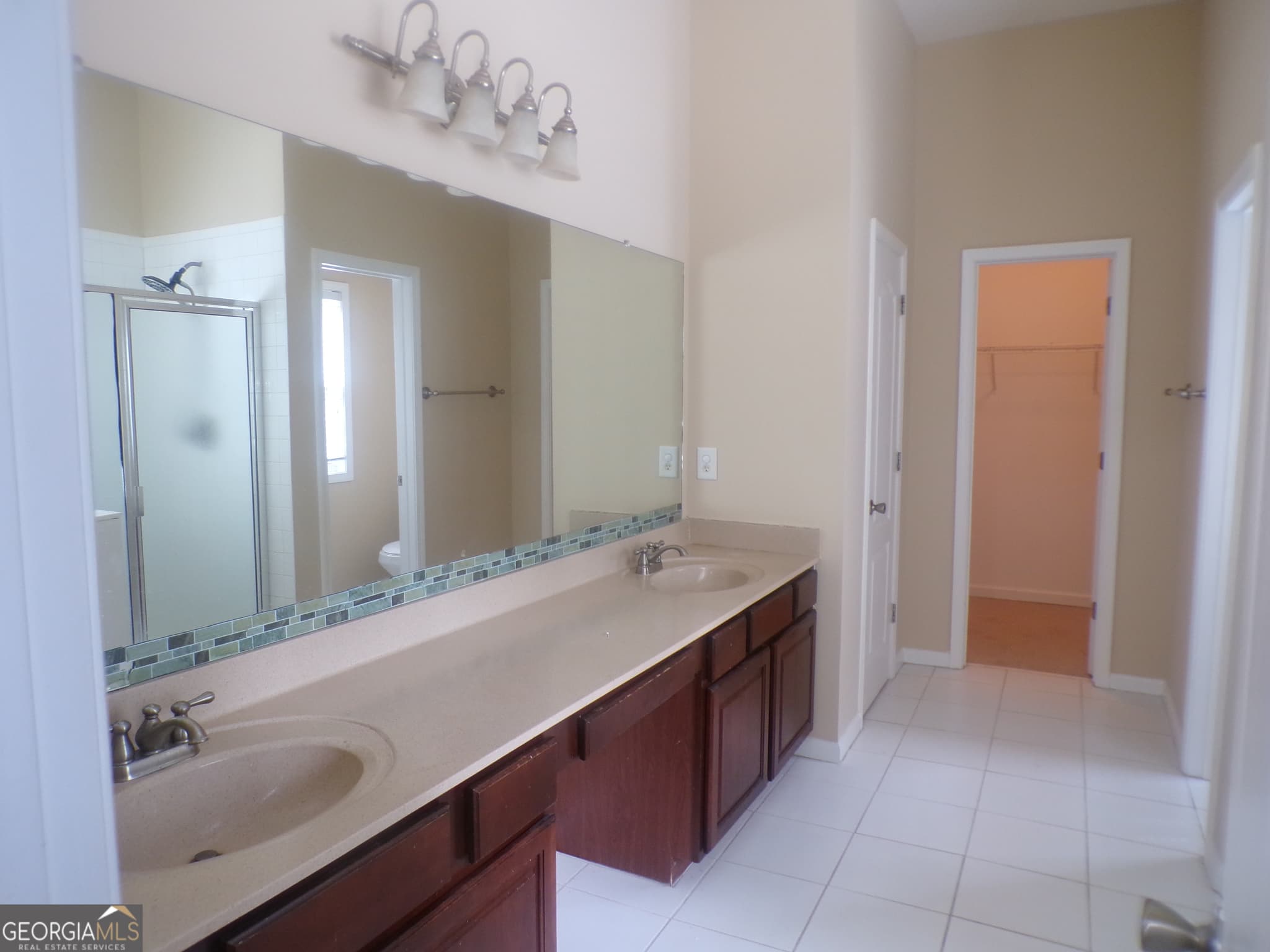 5 bedroom, 3.5 bathroom single family residence for sale at 3969 Elm Trace Drive, Loganville, GA 30052 — photo 6